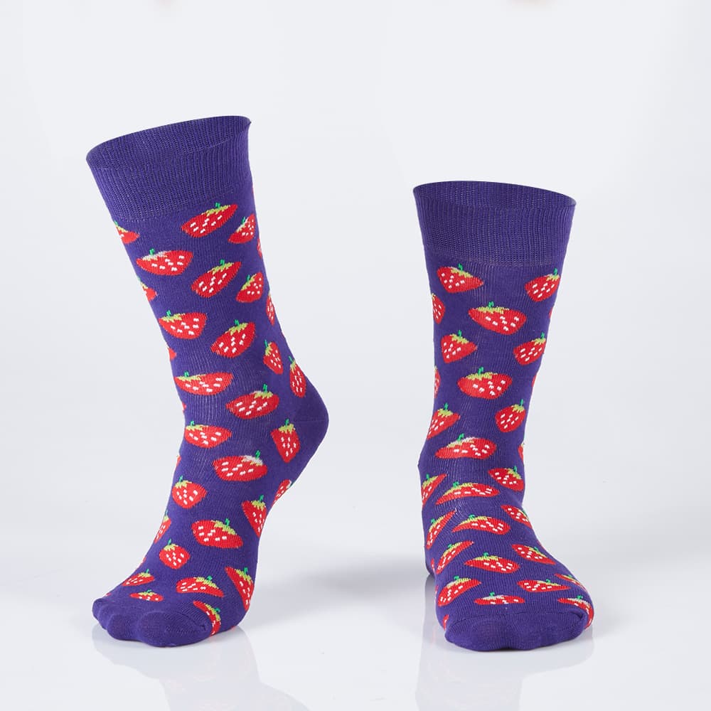 Levně Pánské fialové ponožky s jahodami