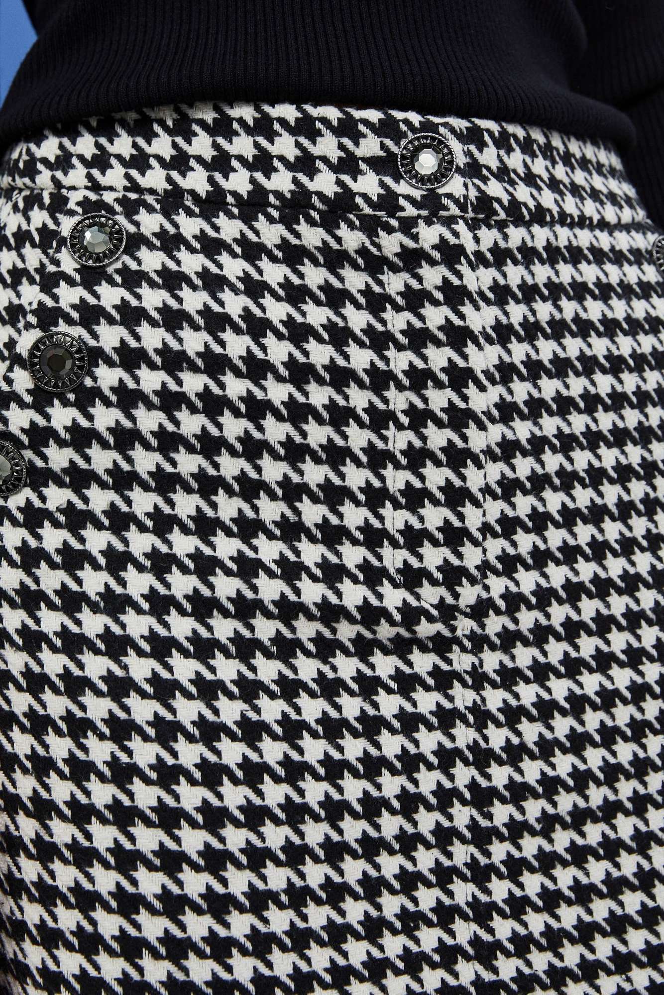 Houndstooth skirt