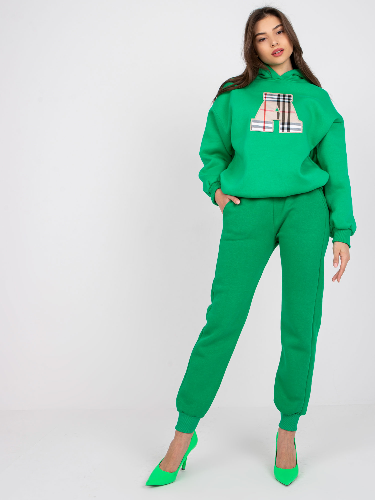 Green sweatshirt with Felicja print