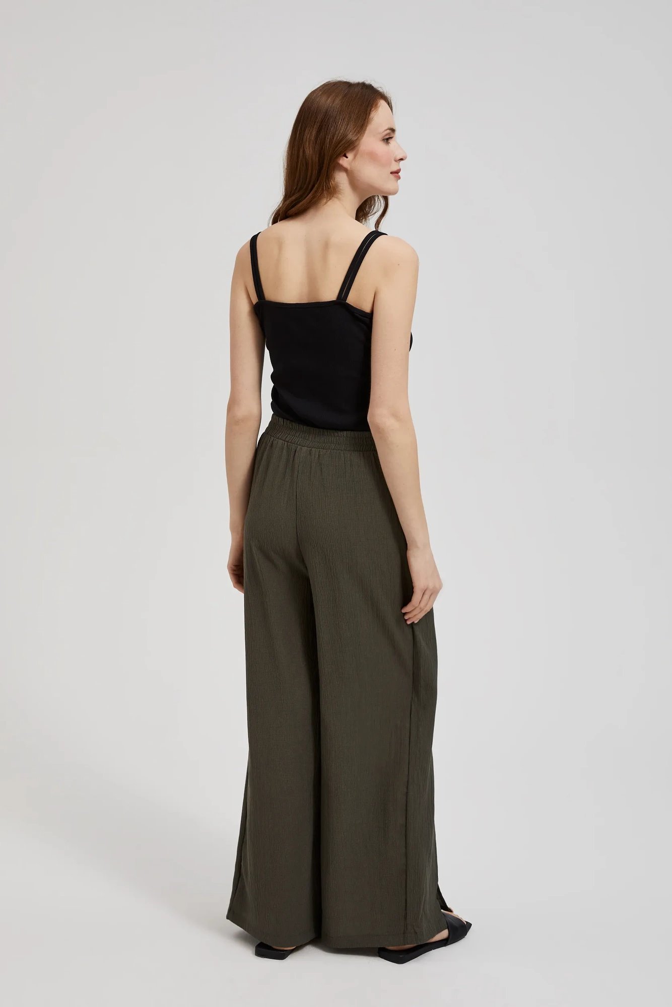 Women's wide trousers with elastic waistband MOODO - olive