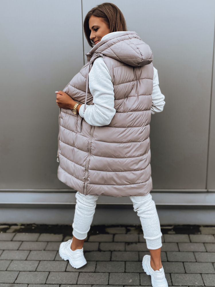 Vesta dama, DStreet Kerin