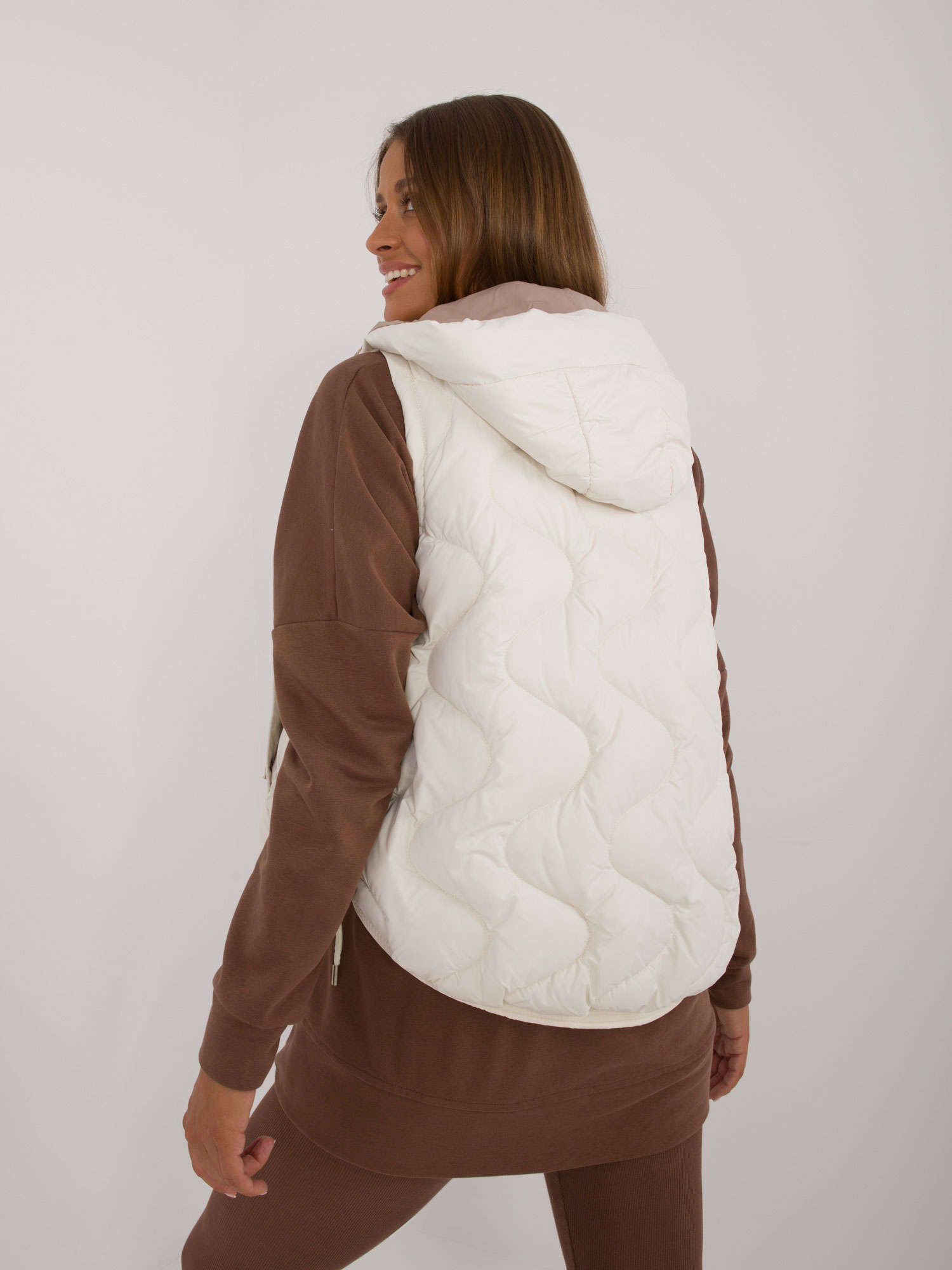 Vest-MBM-KZ-2302.54-ecru