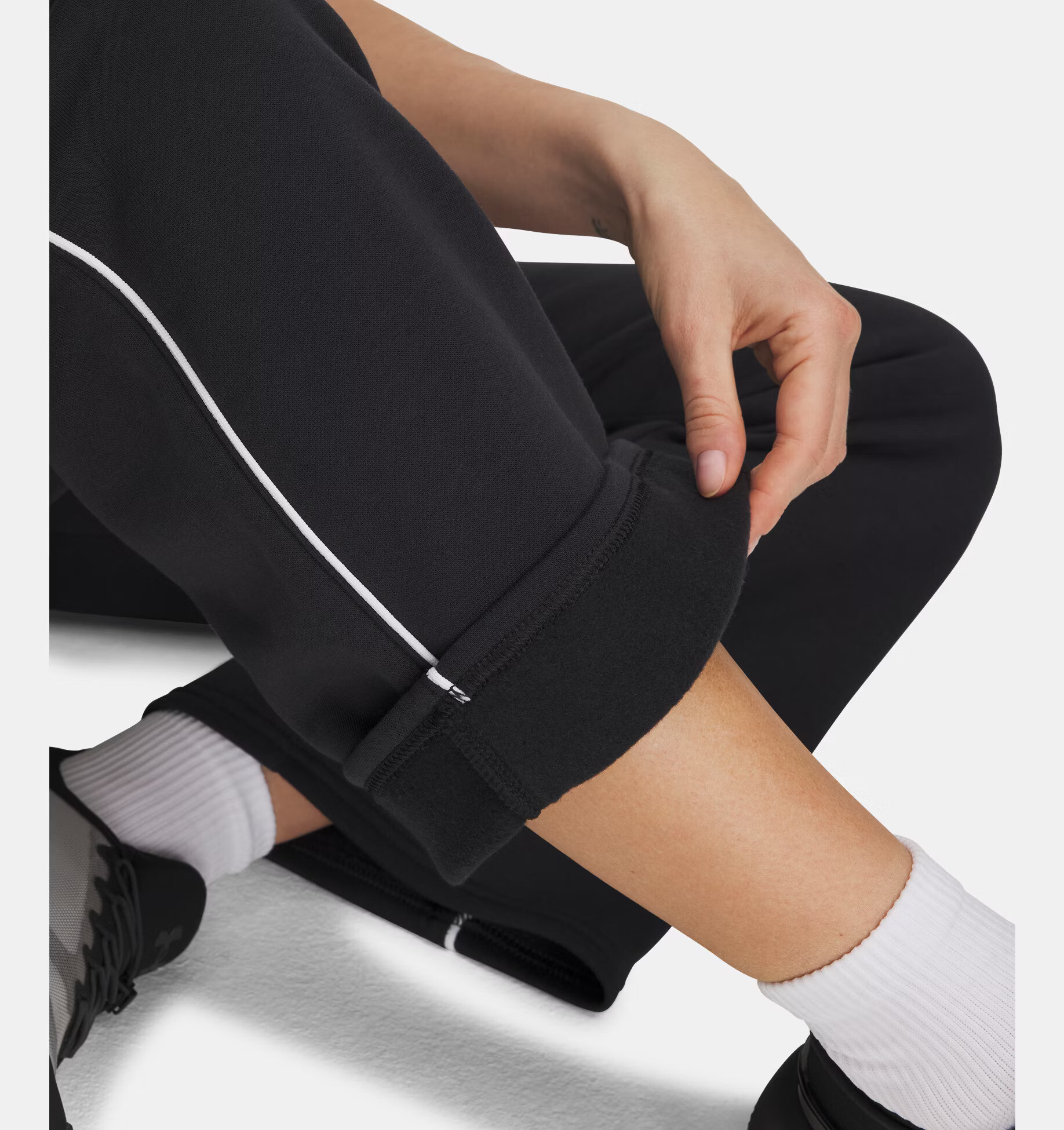 Women's sweatpants Under Armour Rival Fleece Piped Pant