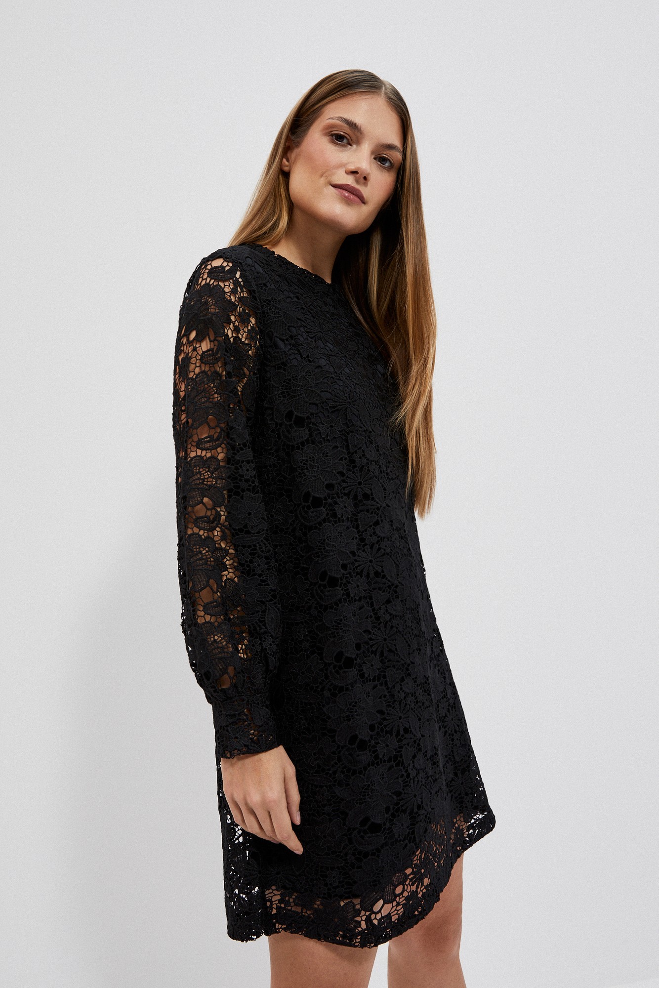 Dress with lace