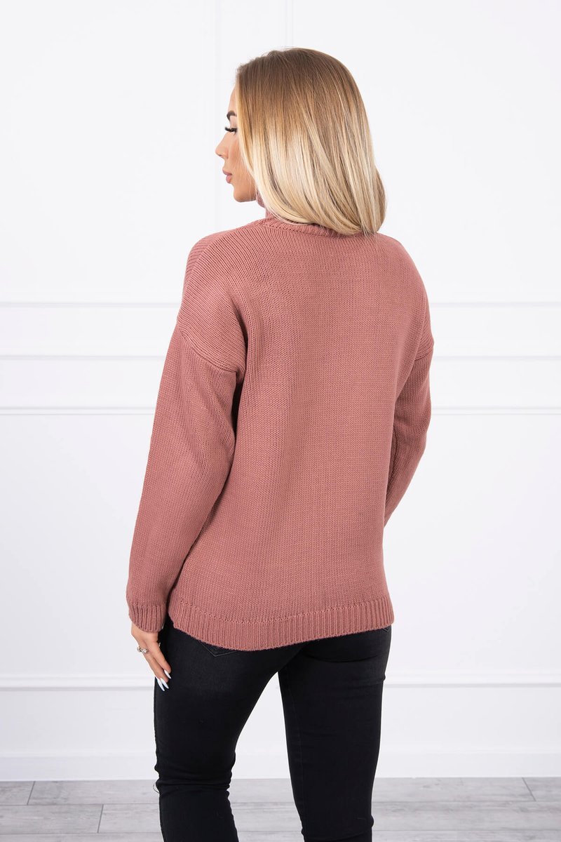 Sweater with turtleneck dark pink
