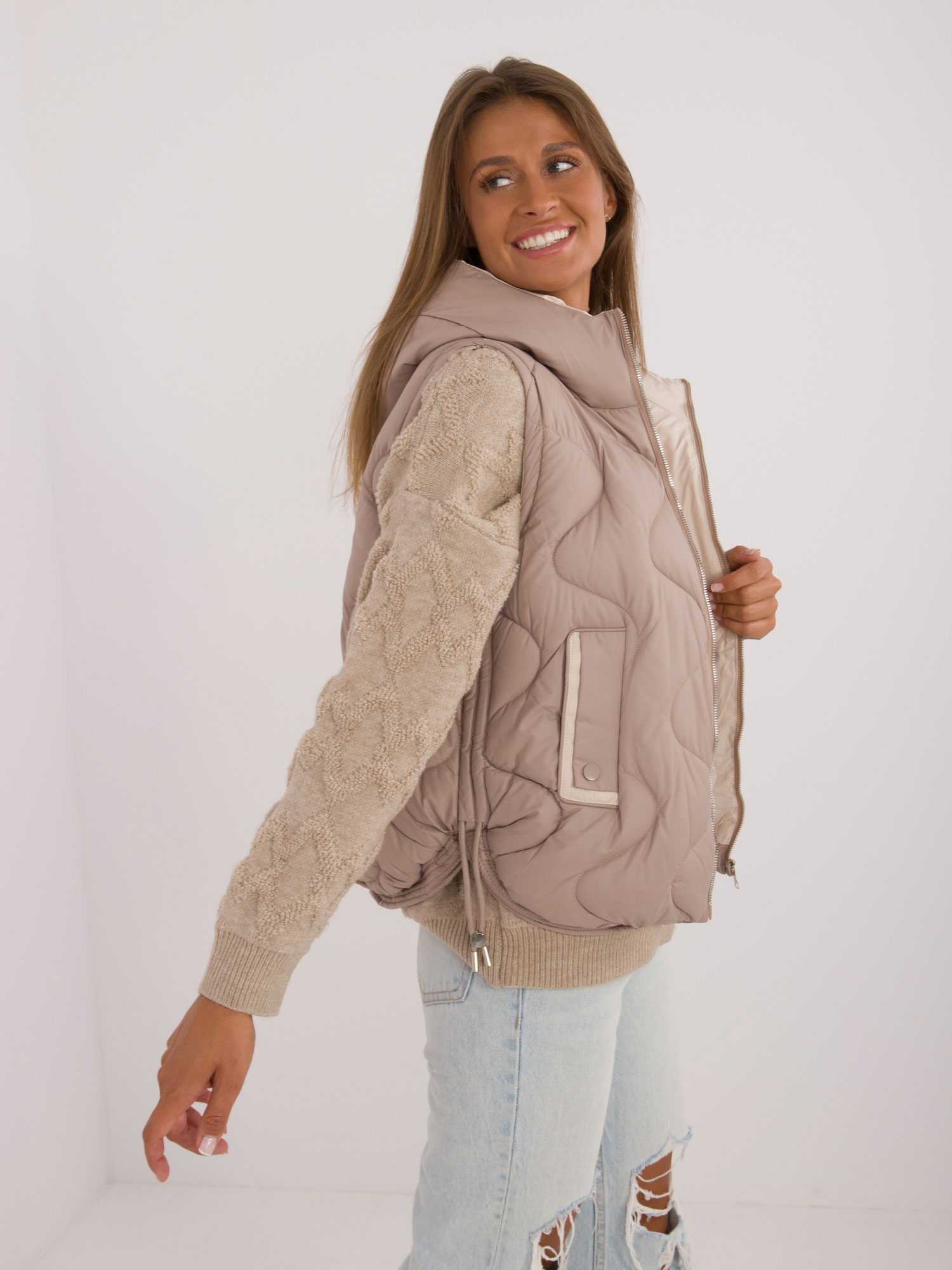 Vest-MBM-KZ-2302.54-beige