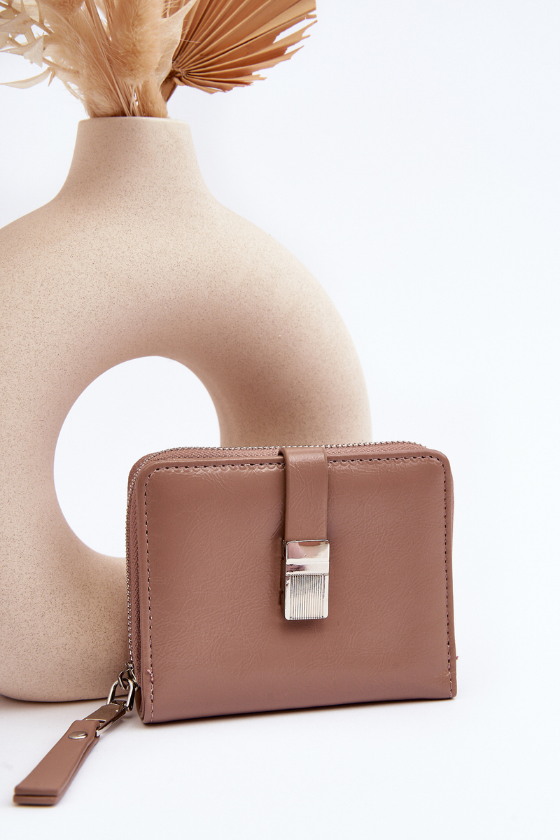Women's patent leather wallet Beige Zalirna