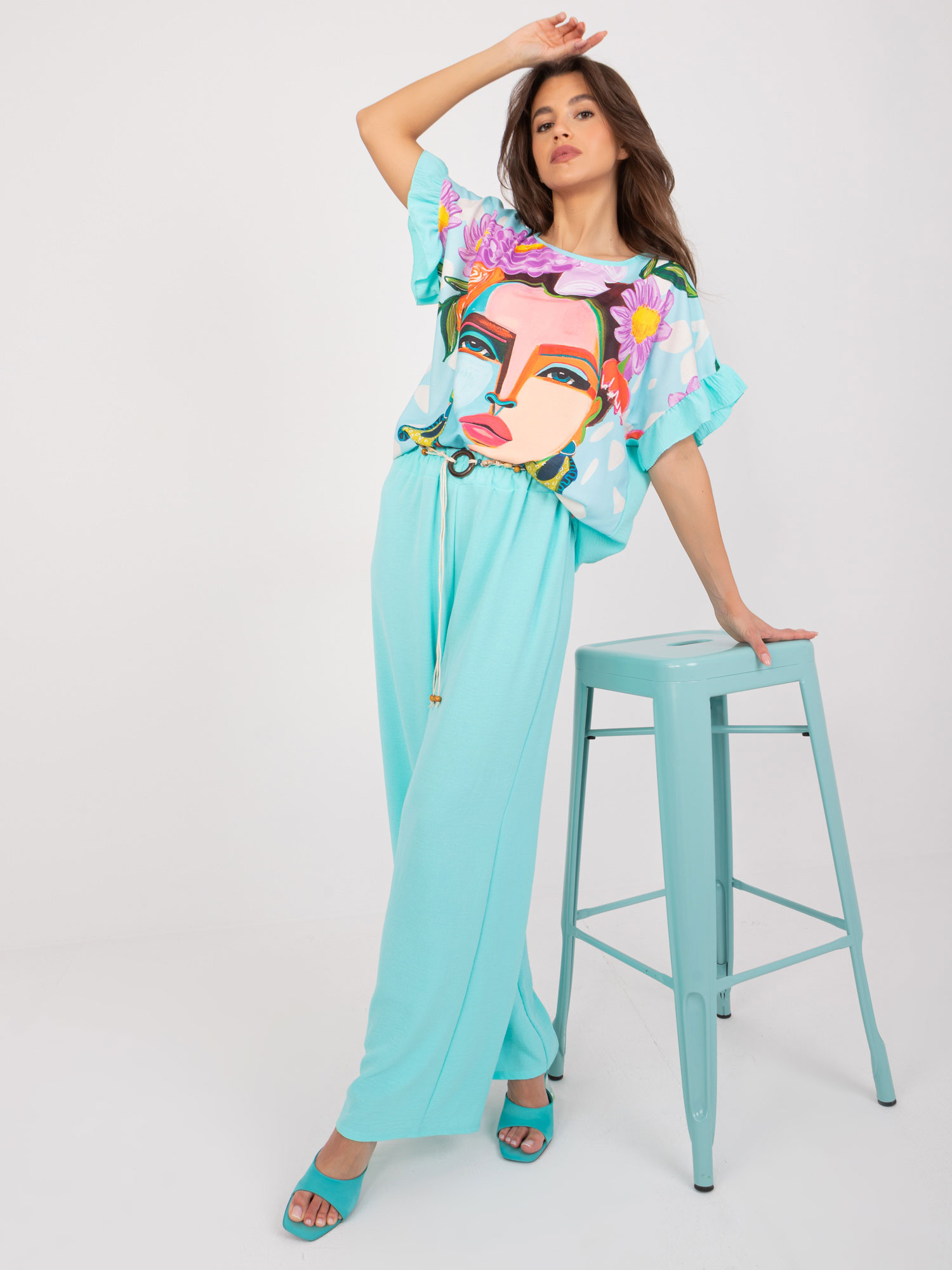 Mint summer set with printed blouse