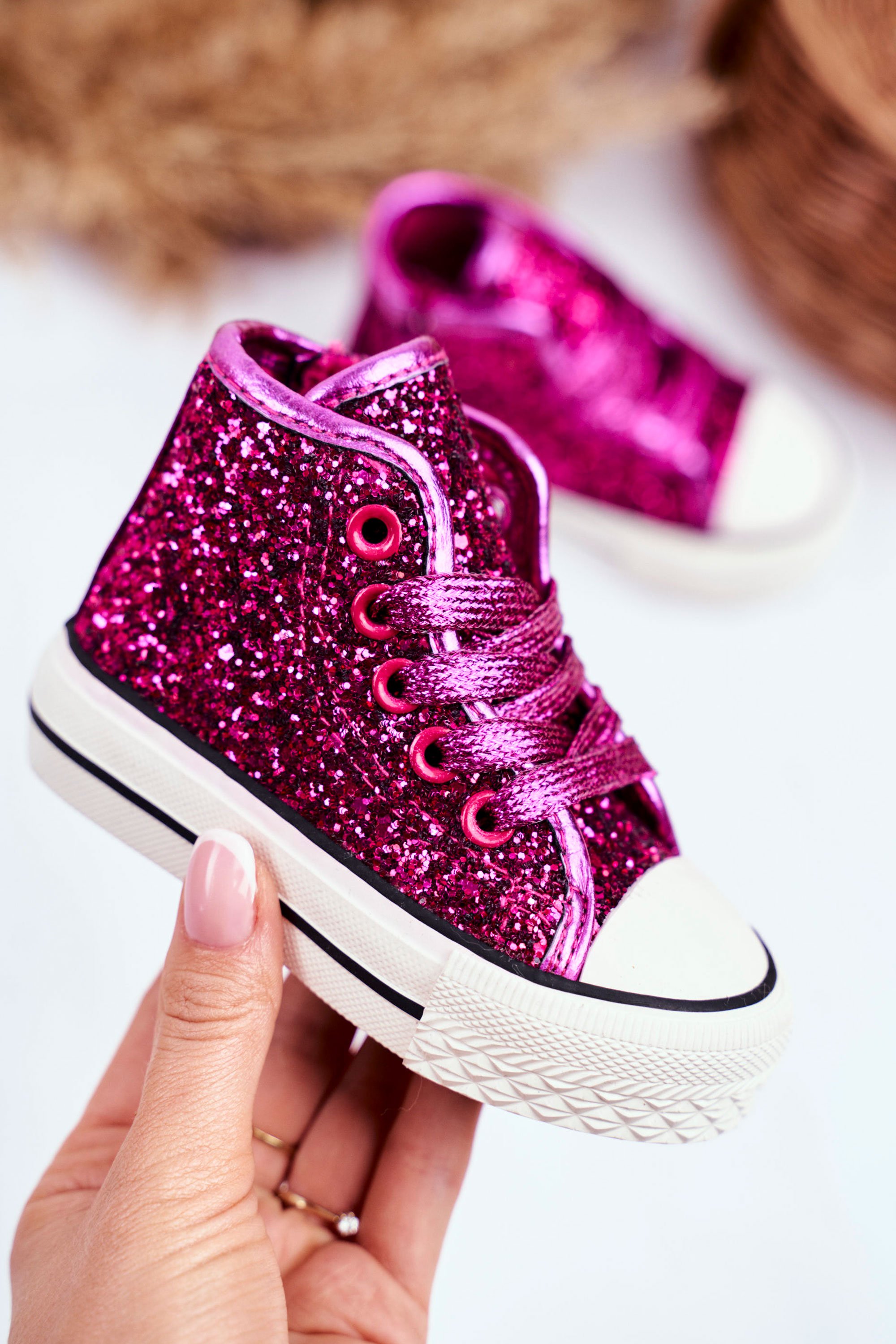 shiny pink nike shoes