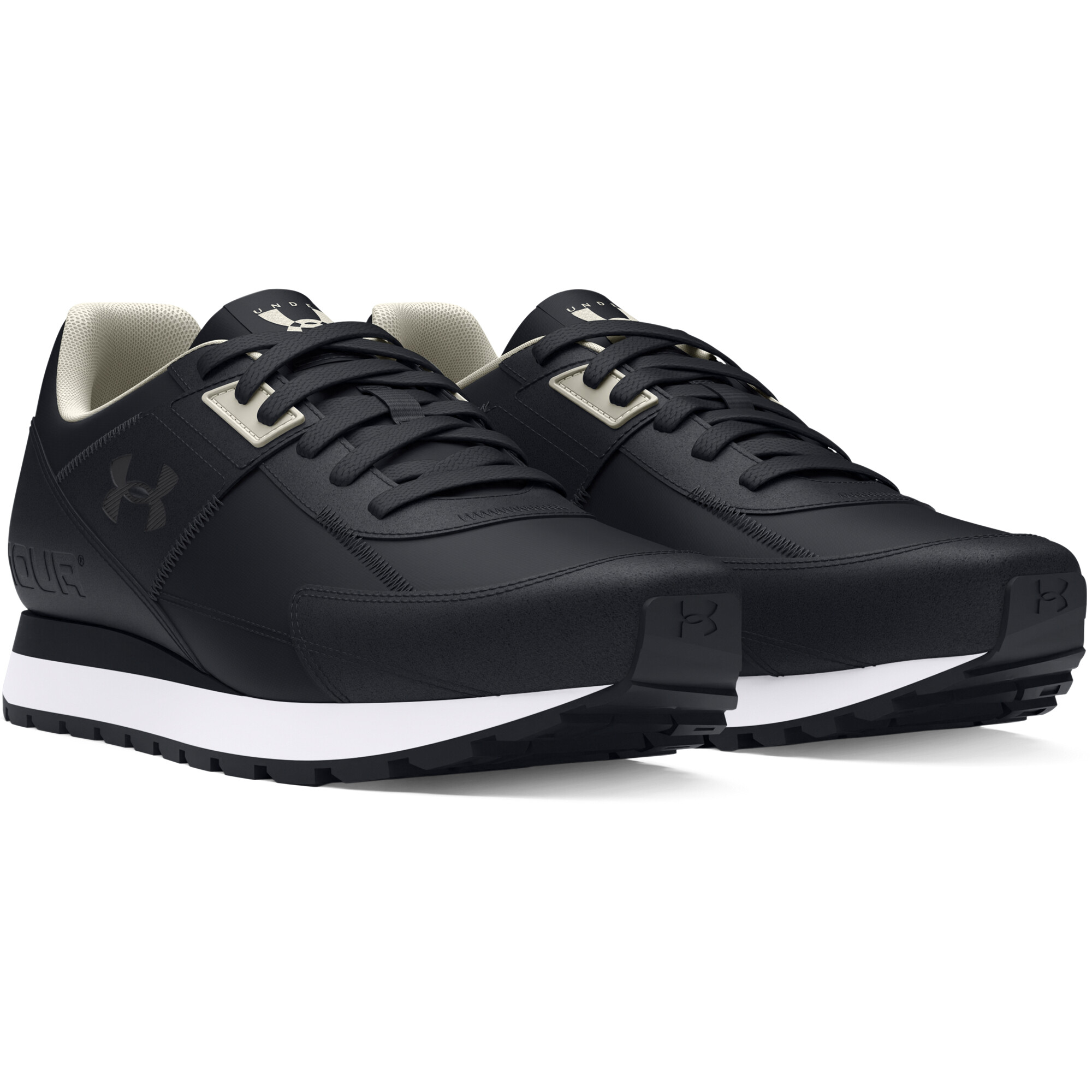 Men&#039;s shoes Under Armour Essential Runner