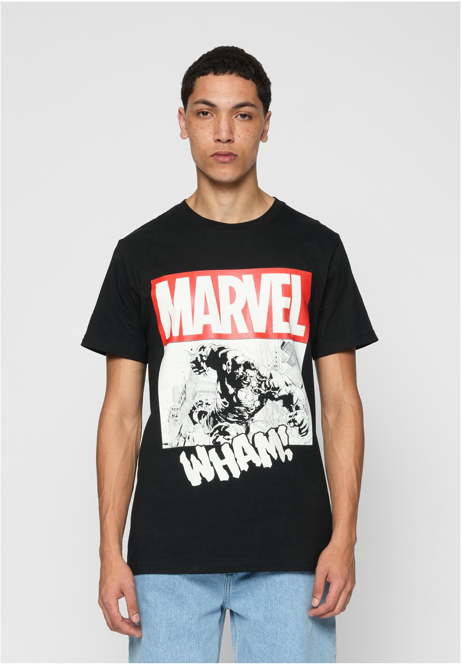 Black Avengers Smashing Hulk T-shirt