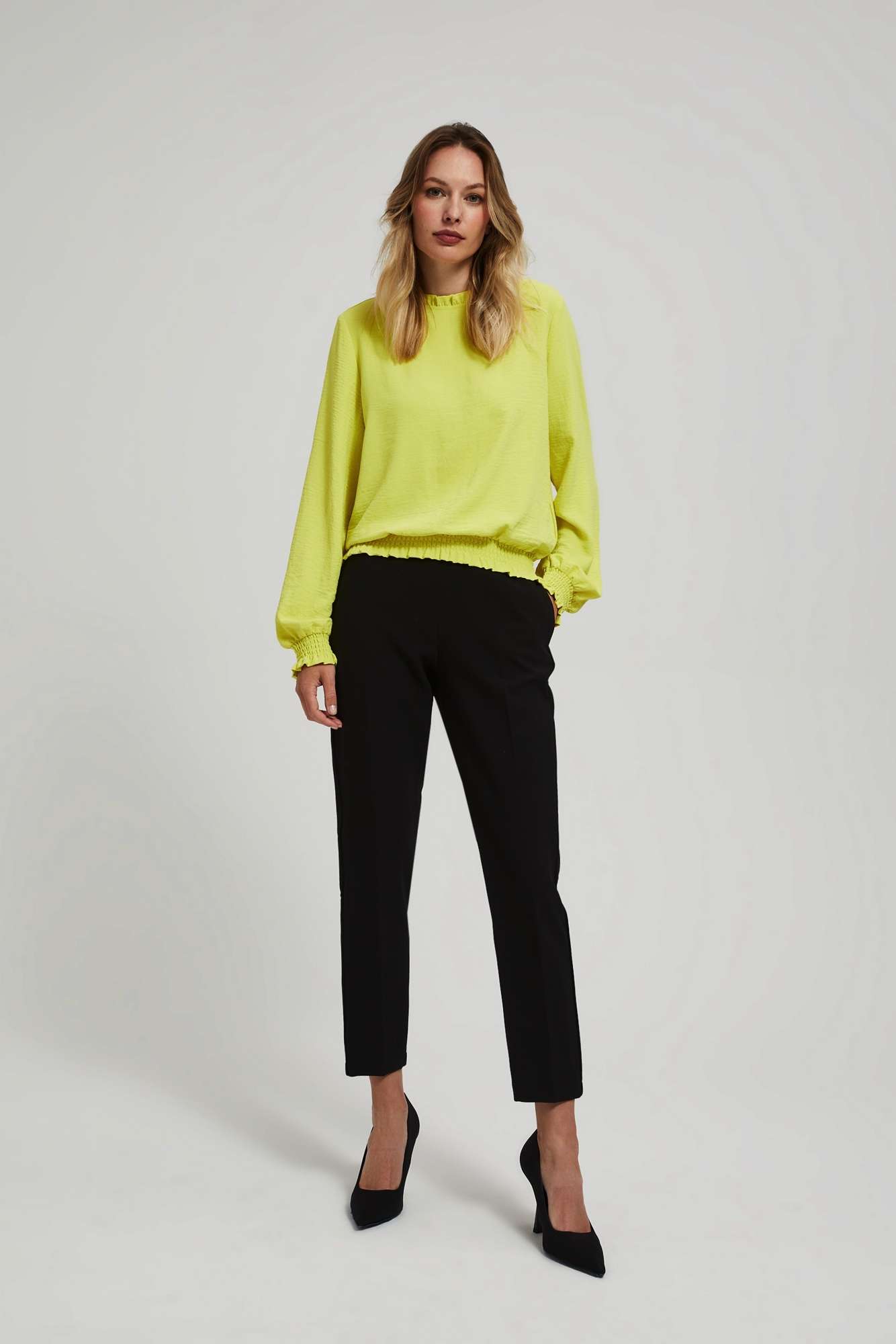 Wrinkled 7/8 leg trousers