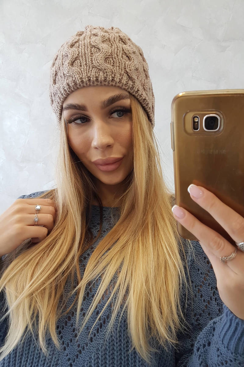 Beanie with fleece Teresa K285 dark beige