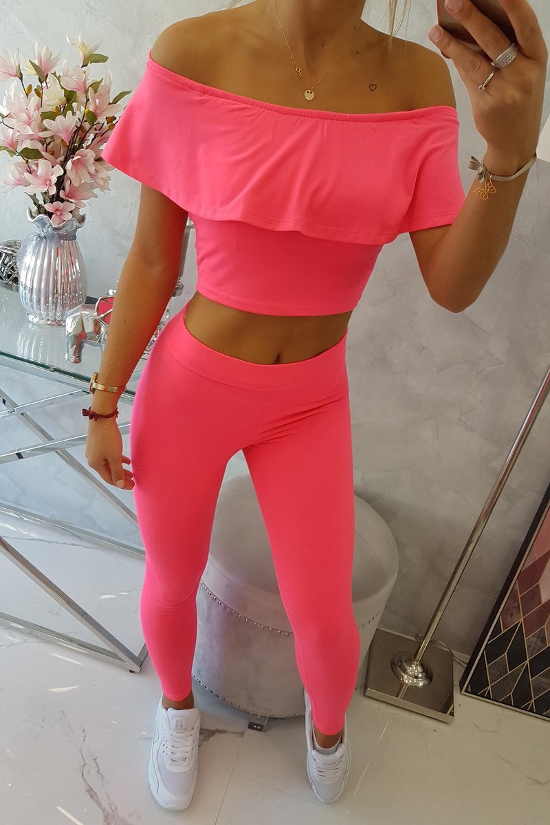 Set cu un neon roz bibelou
