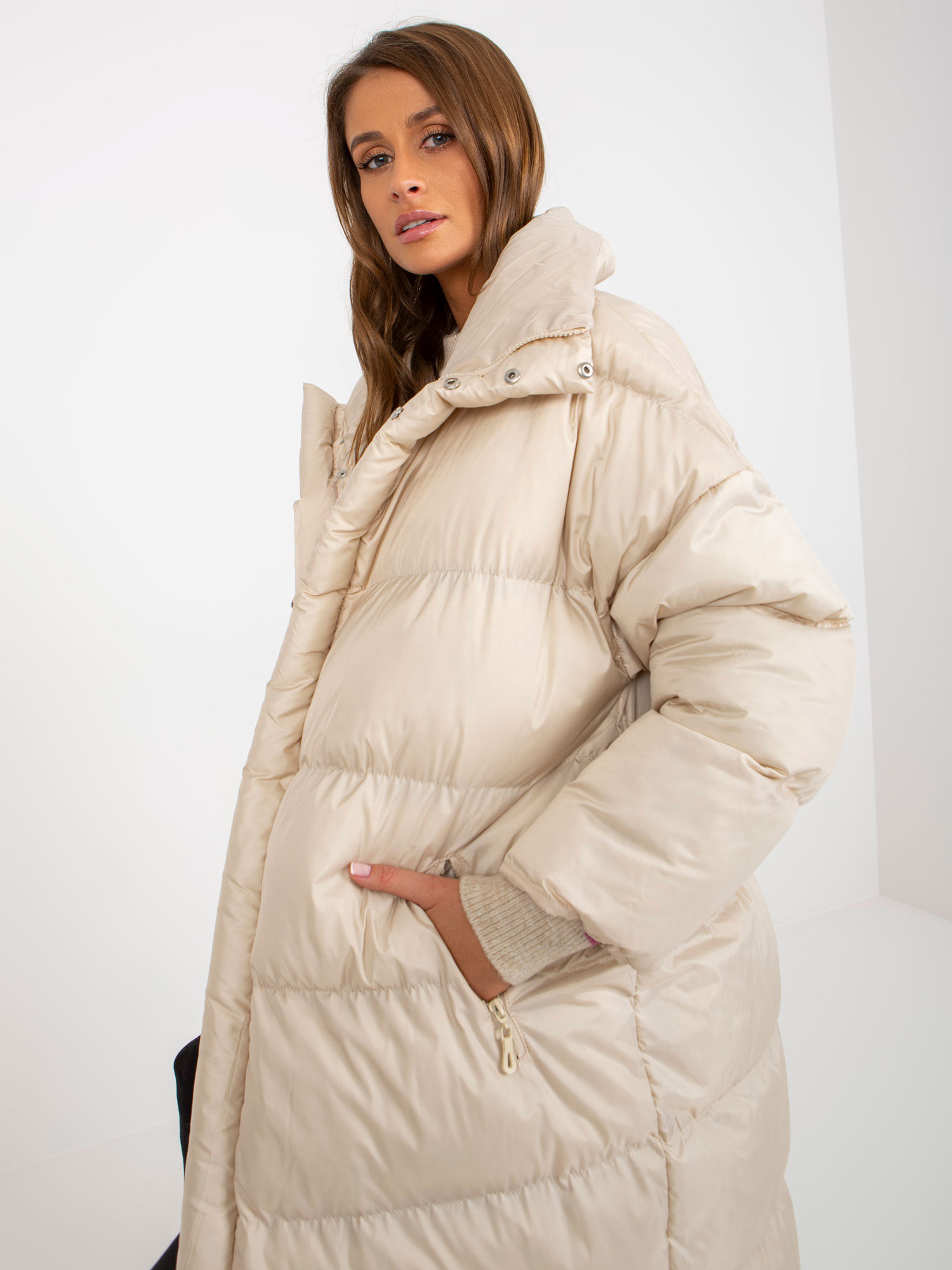 Dámska bunda Fashionhunters Beige