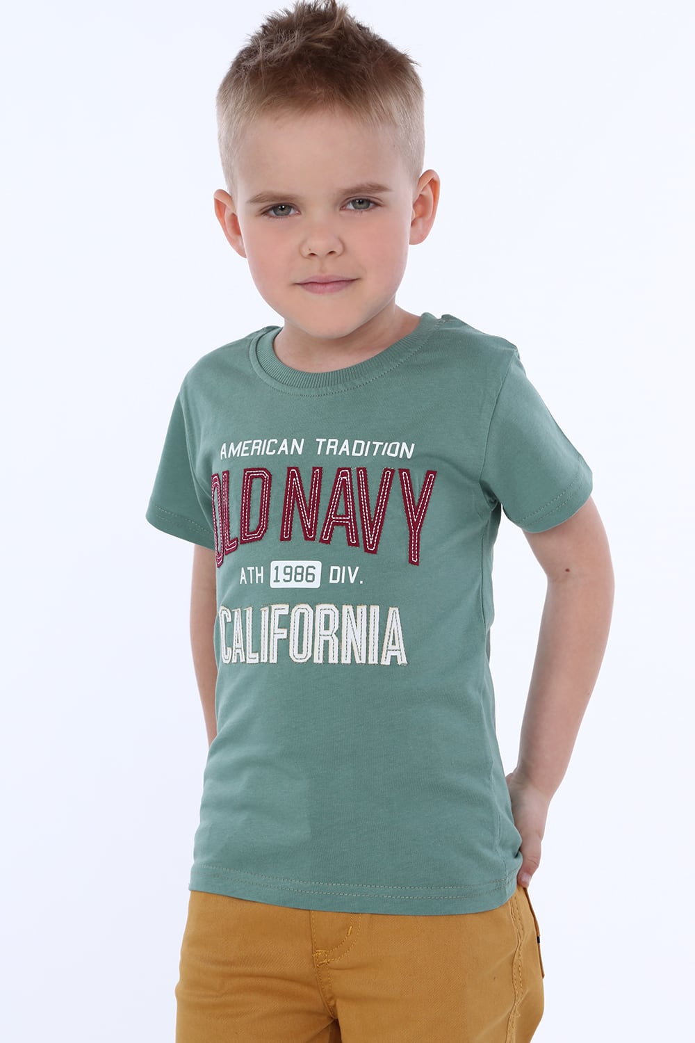 Boys' green T-shirt with inscriptions