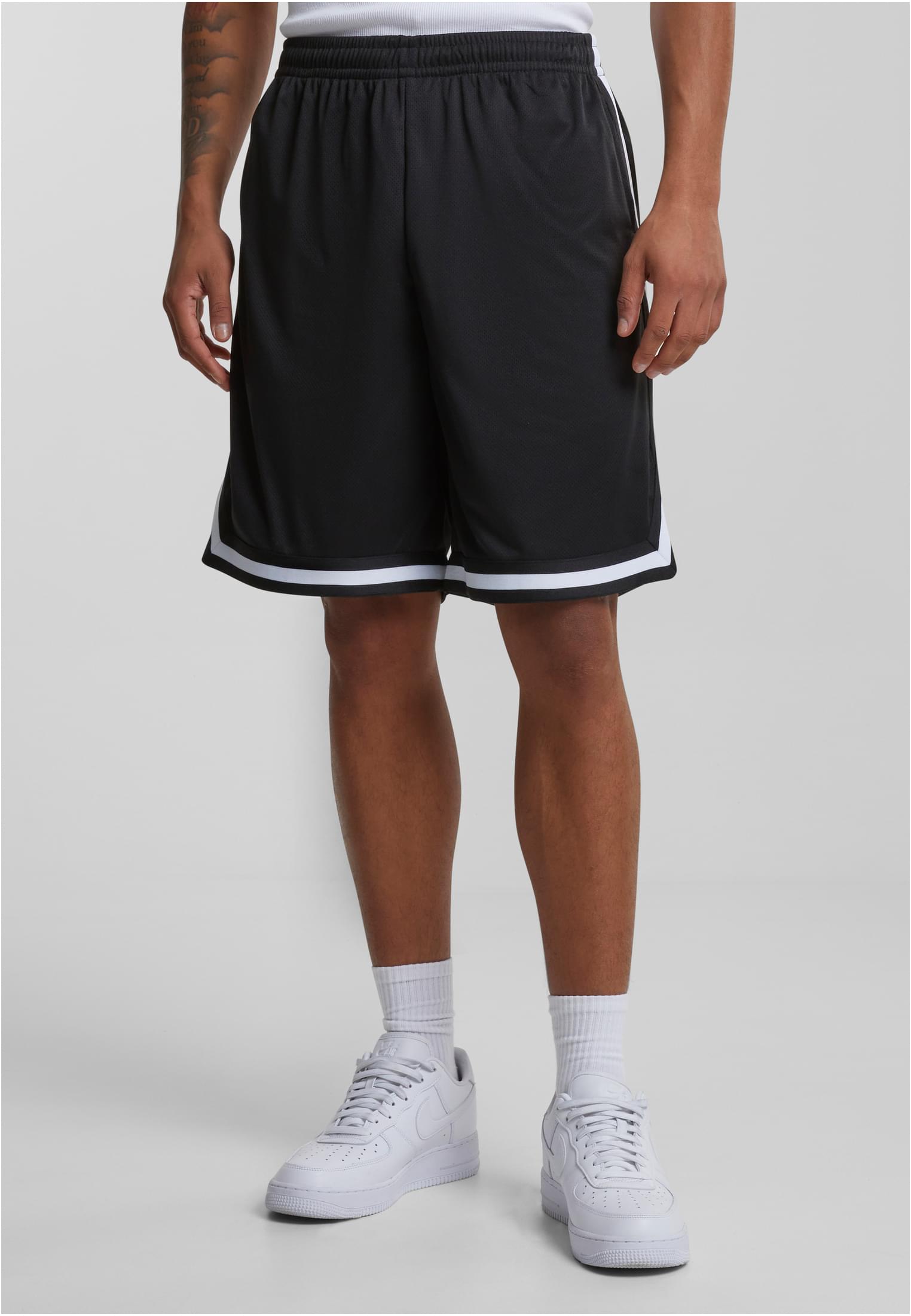 Stripes Mesh Shorts Blkblkwht