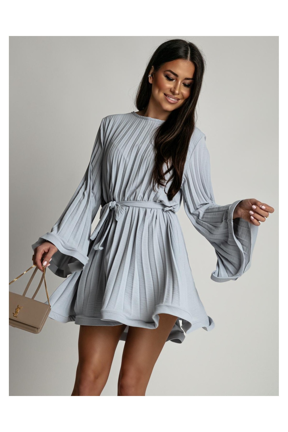 Gray pleated dress with wide sleeves
