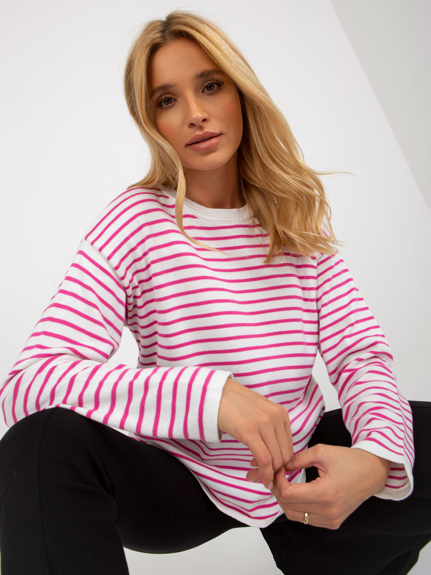 White and light purple classic striped sweater from RUE PARIS - šedá