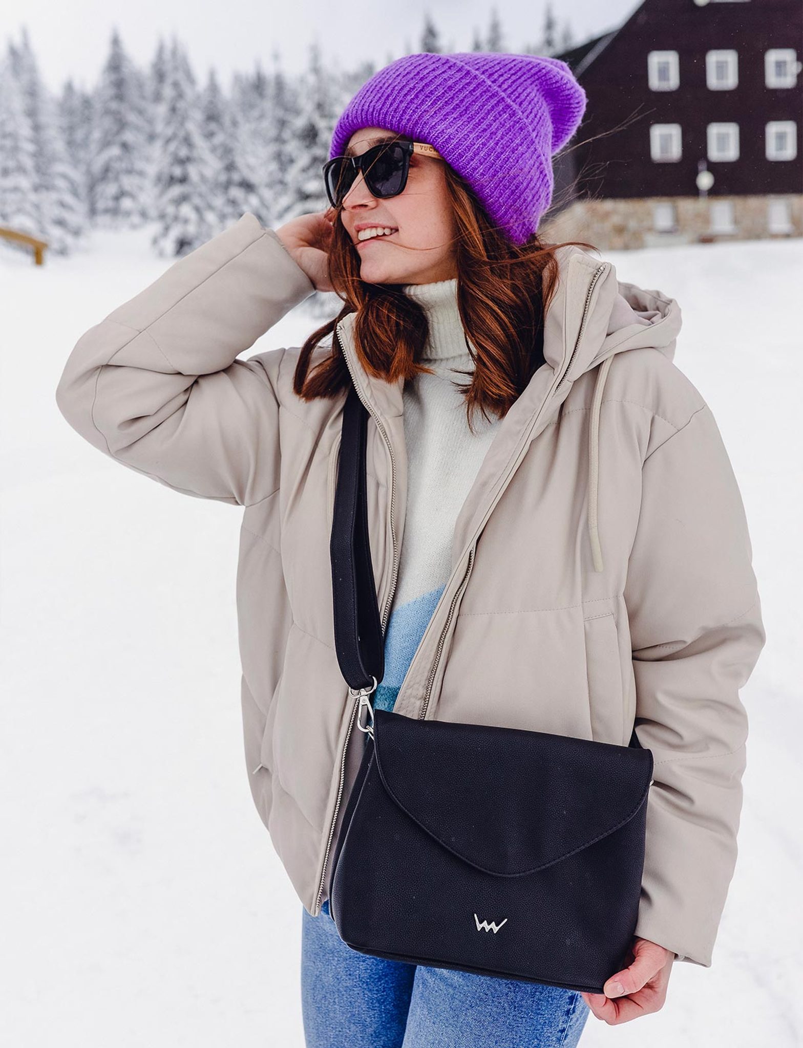 Geantă elegantă neagră Byrsa