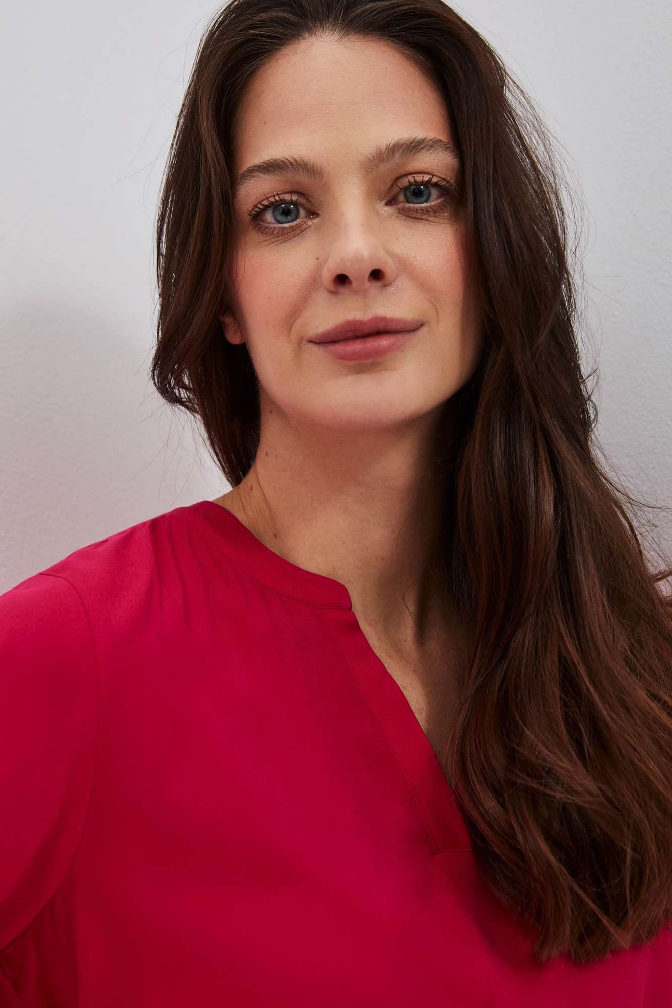 WOMEN'S SHIRT L-KO-4032 STRAWBERRY