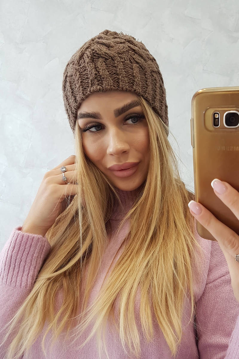 Beanie with fleece Waleria K307 cappuccino