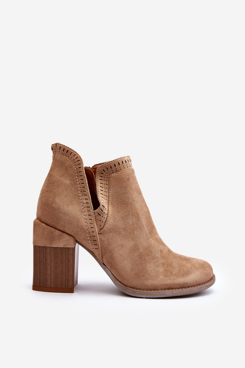 Botine dama, Kesi