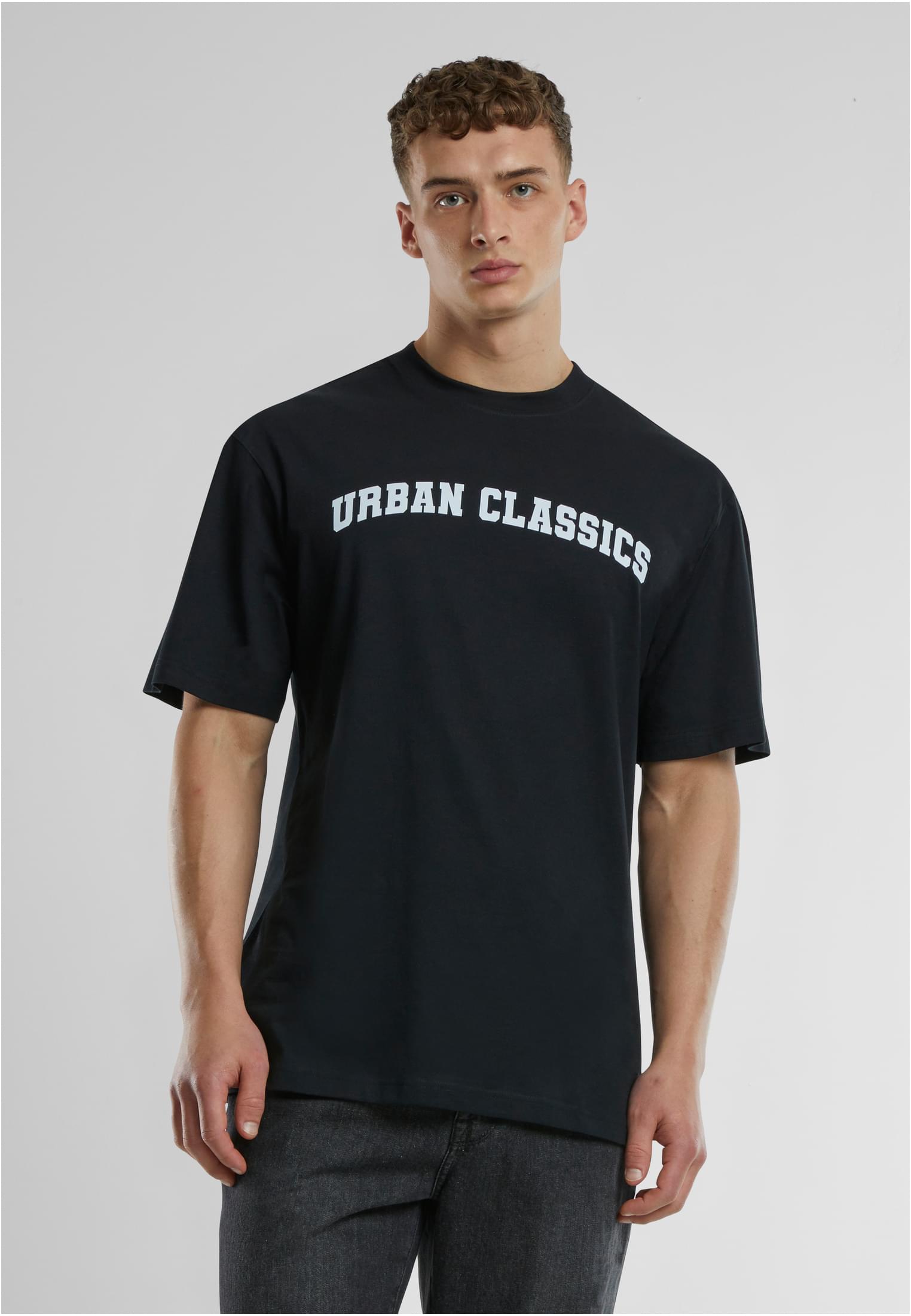 Men's T-shirt UC College Logo Black