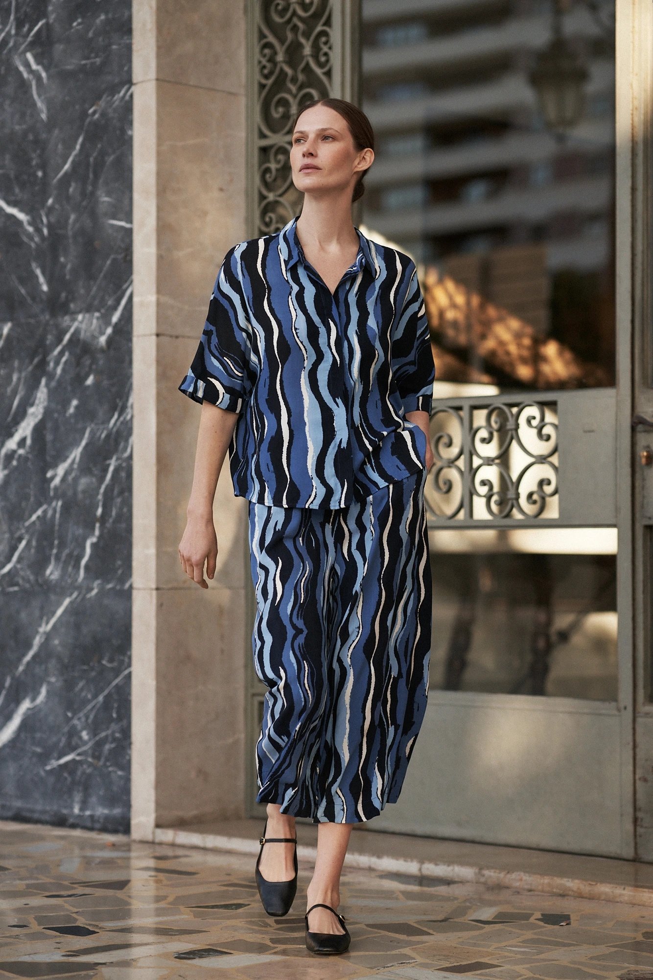 Women's trousers with MOODO pattern - navy blue