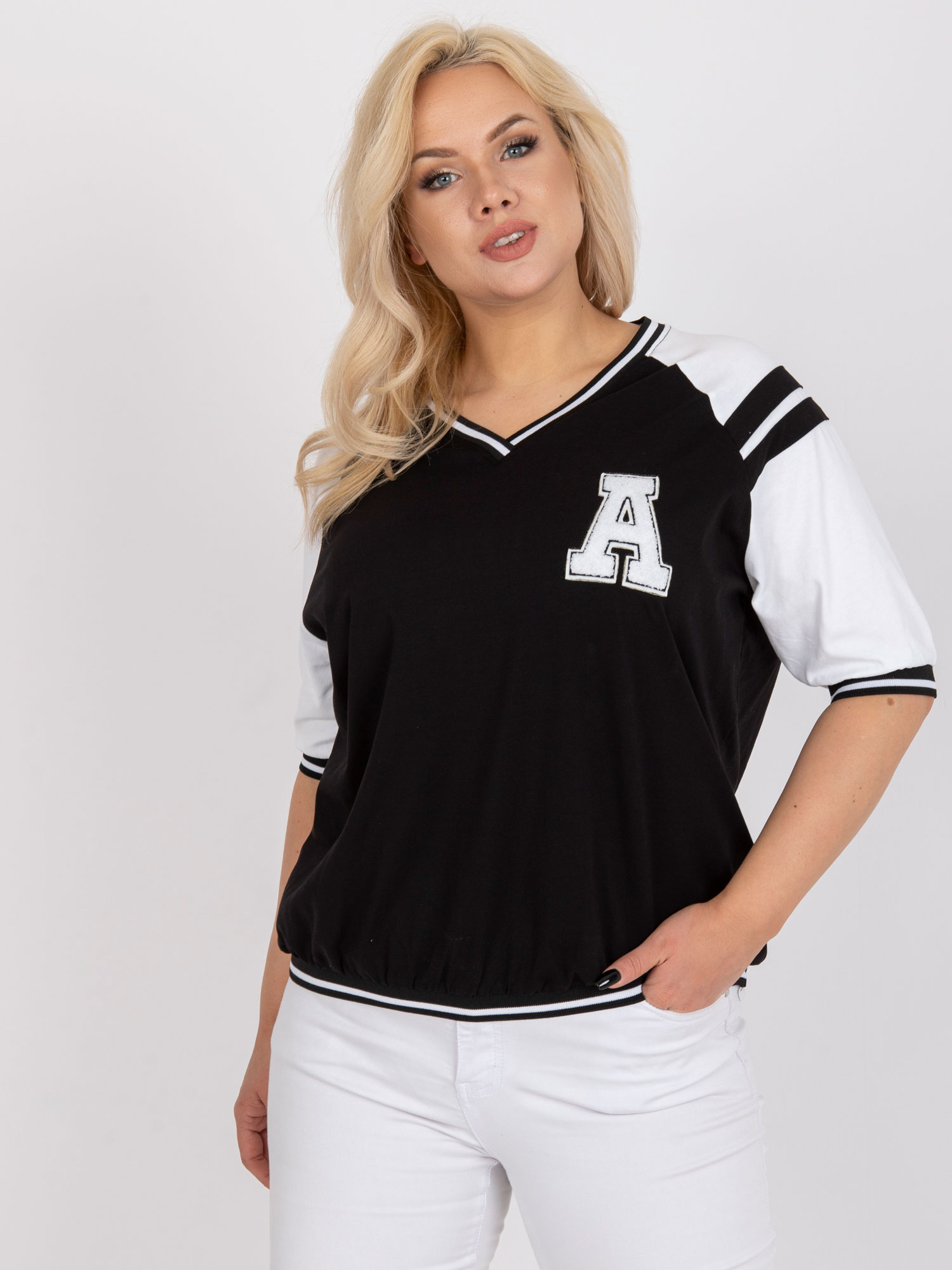 Black And White Casual Blouse Of Larger Size With V-neck