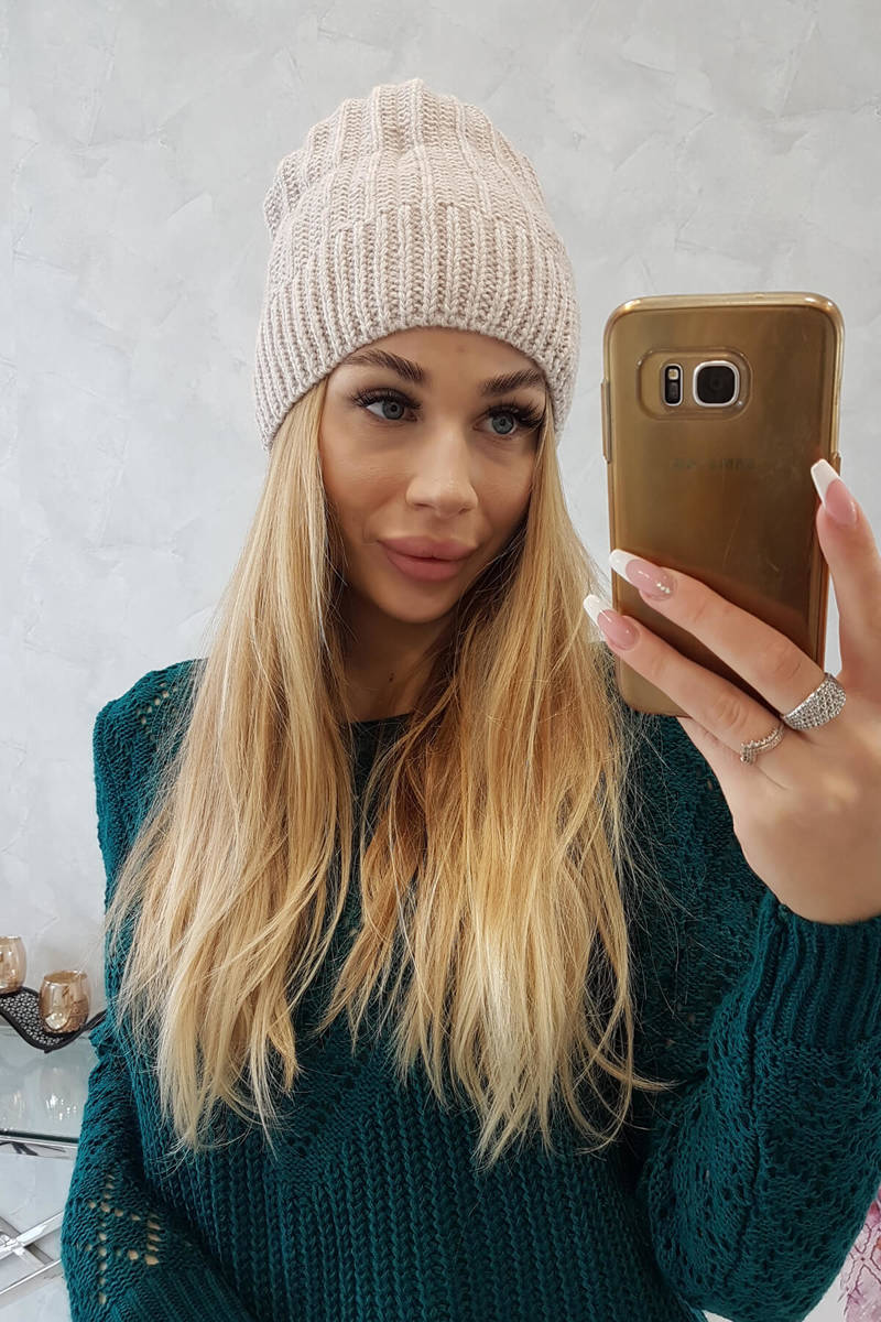 Beanie with fleece Anna K238 beige
