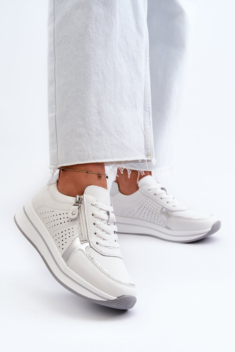 Women's leather sneakers on the White Ligustra platform