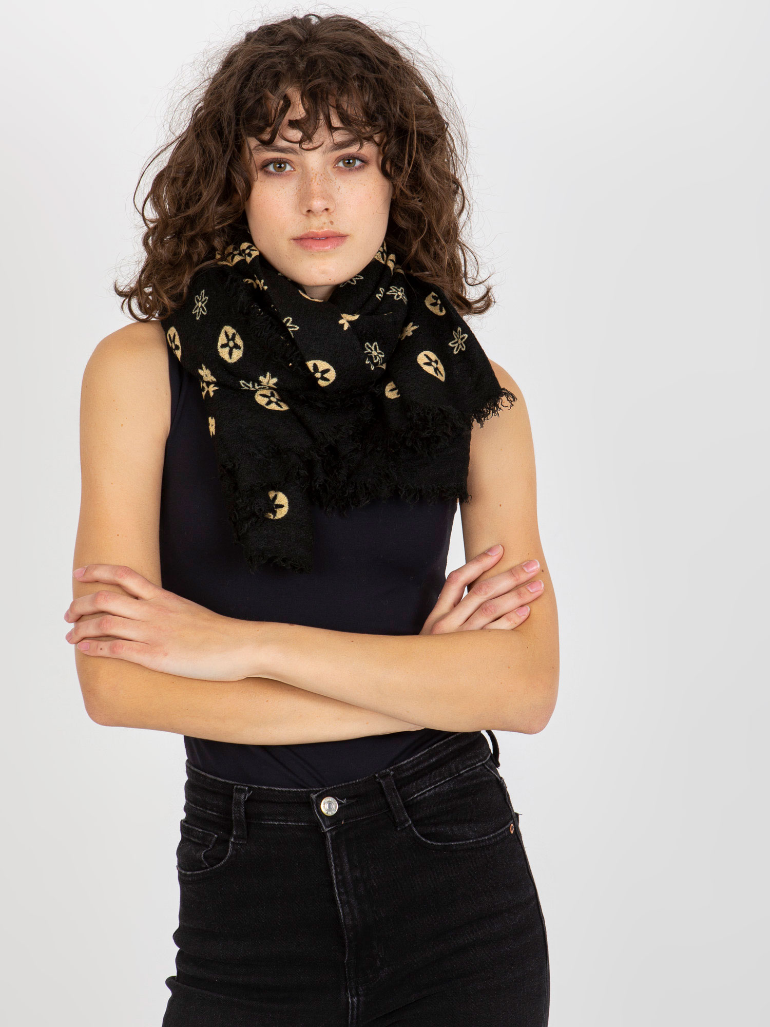 Women's scarf with print - black