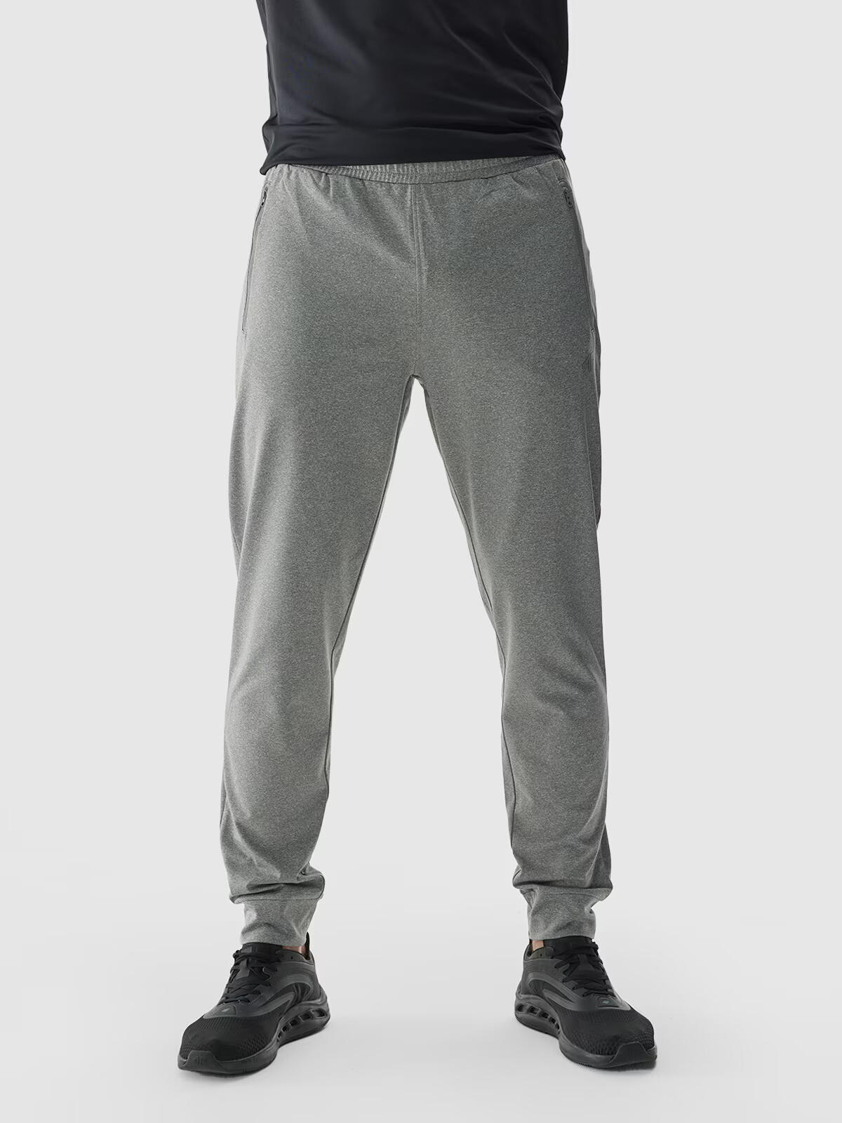 Men's sports pants 4F