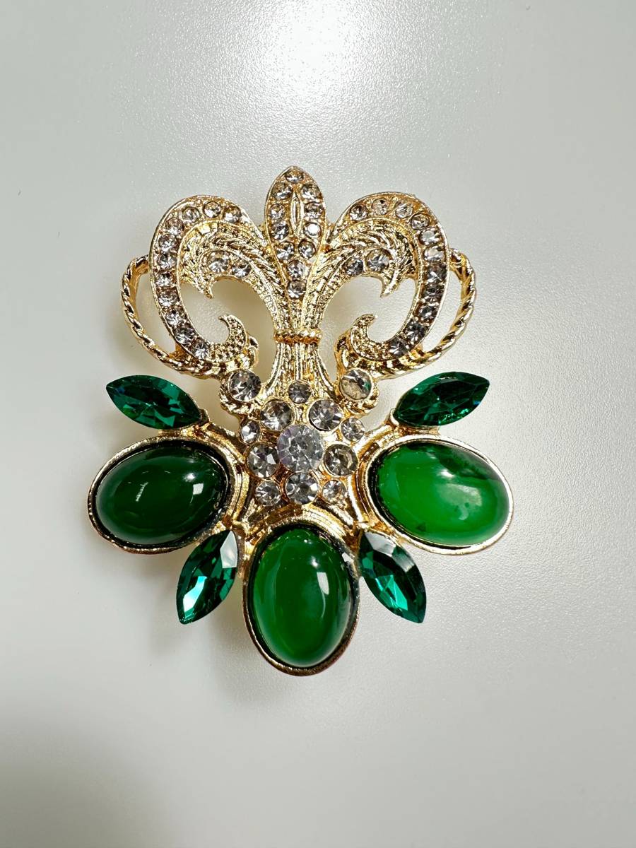 Brooch XZ459-74 Gold + Green