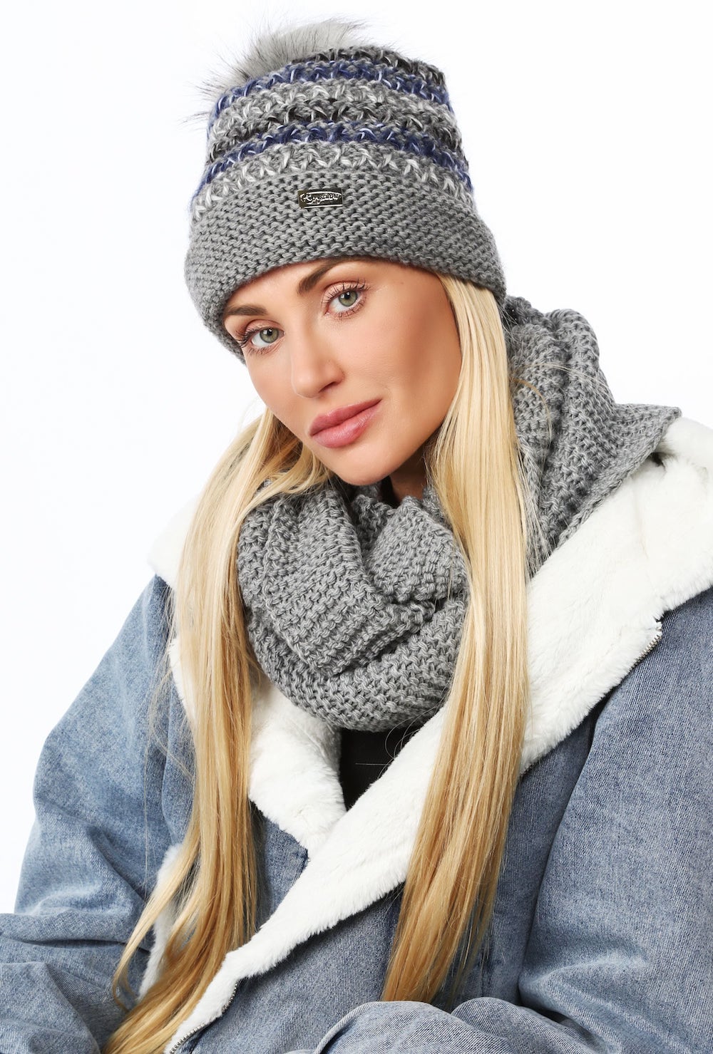 Winter set with dark gray pattern