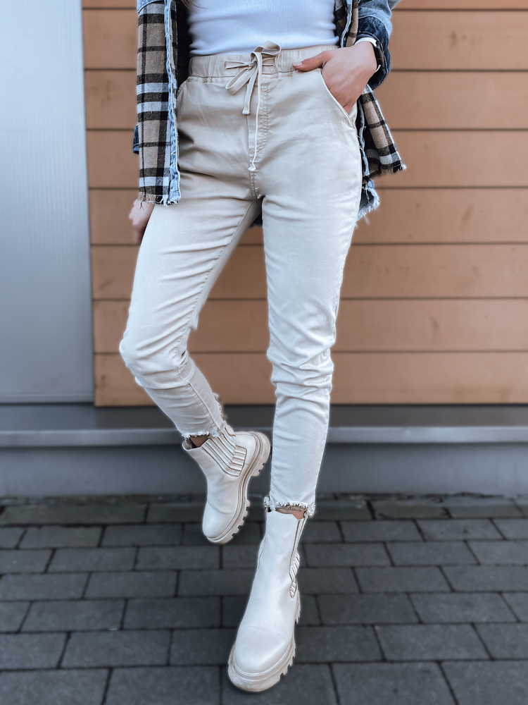 Pantaloni de damă DStreet Beige