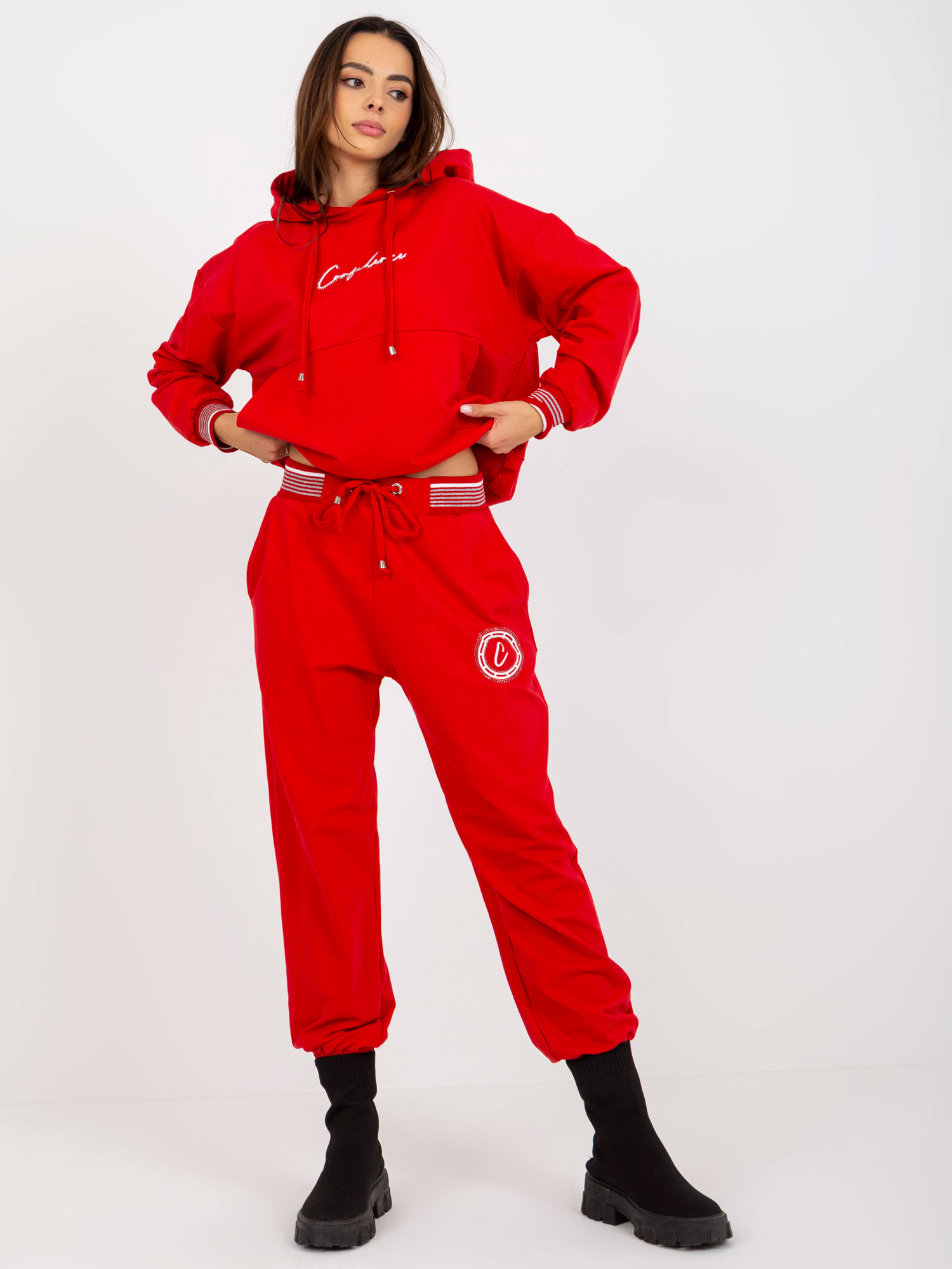 Red tracksuit with sweatshirt