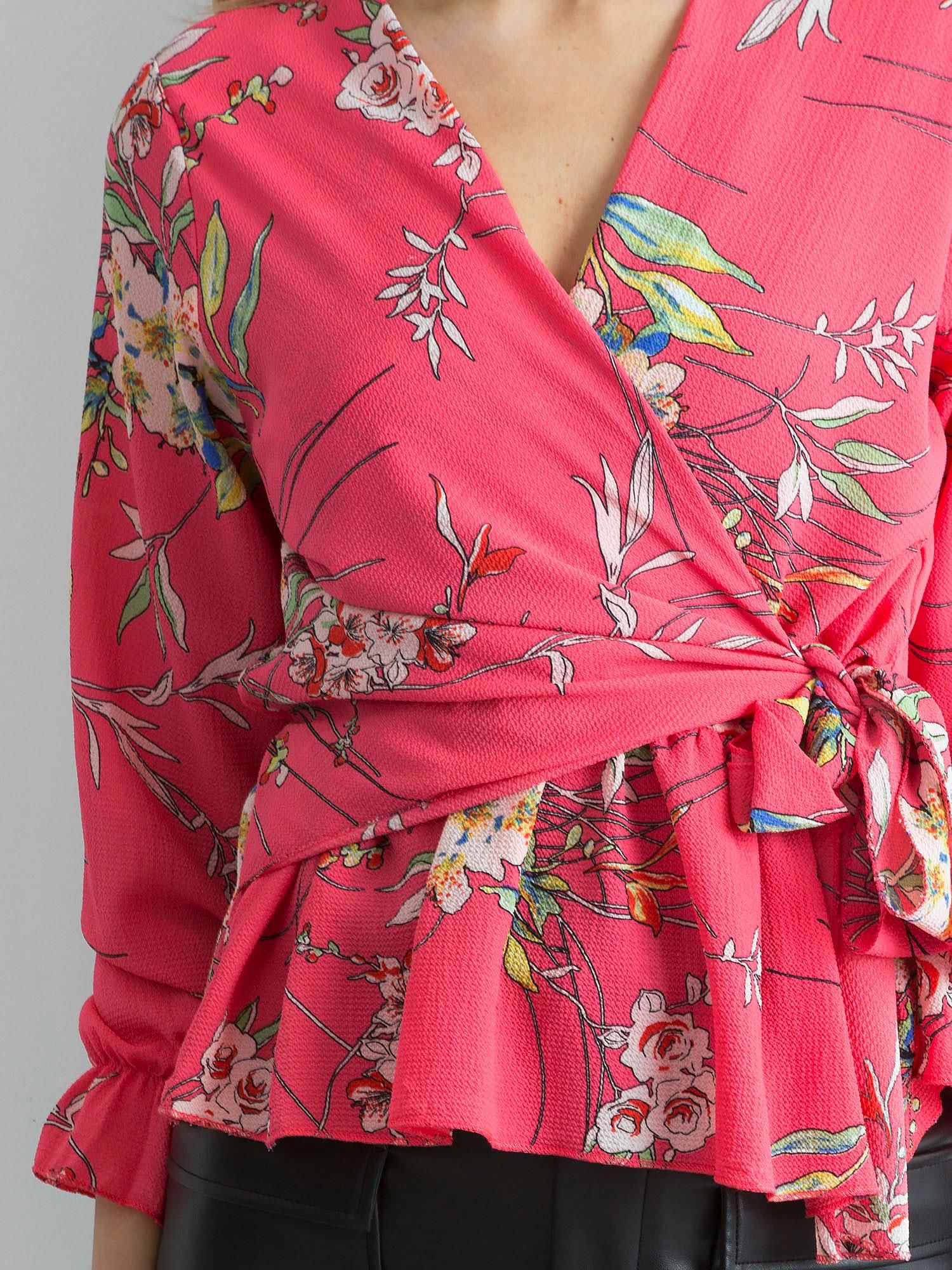 Bluza florala roz cu legare