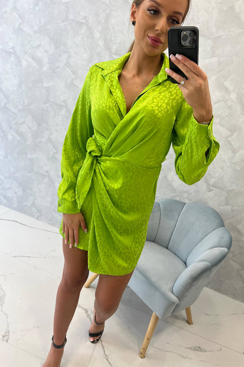 Dress with tie at the waist light green