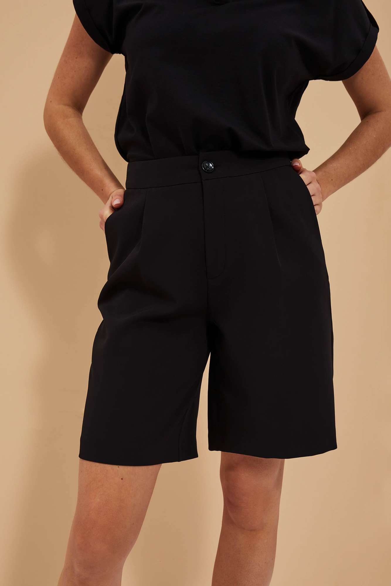 WOMEN'S T-SHIRT L-TS-4076 BLACK