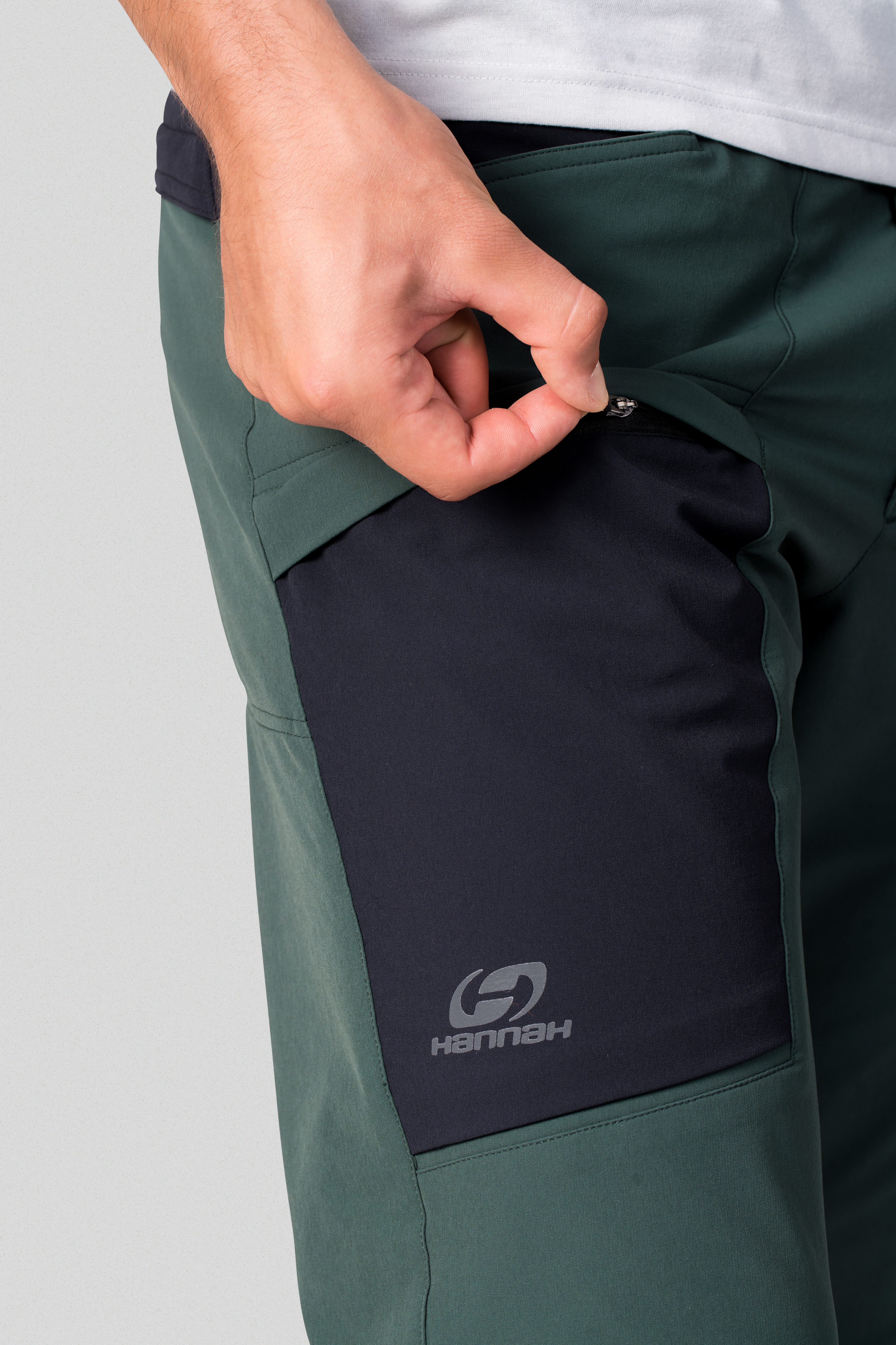 Men&#039;s trousers Hannah VARDEN green gables/anthracite