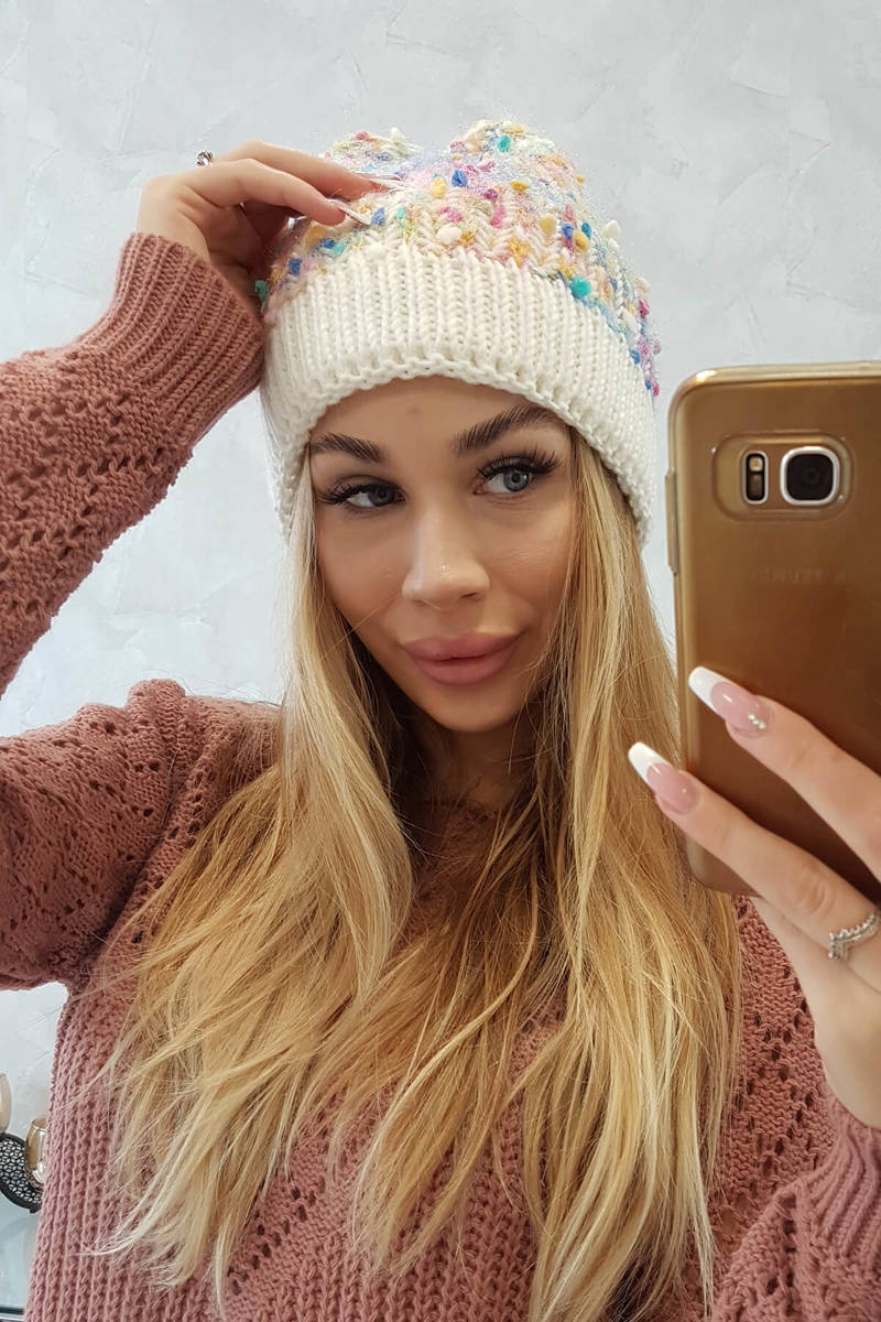 Beanie Bąbelka K219 ecru
