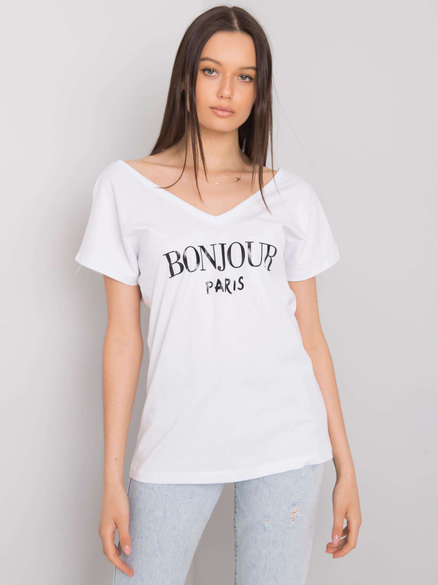 White T-shirt With Triangular Neckline