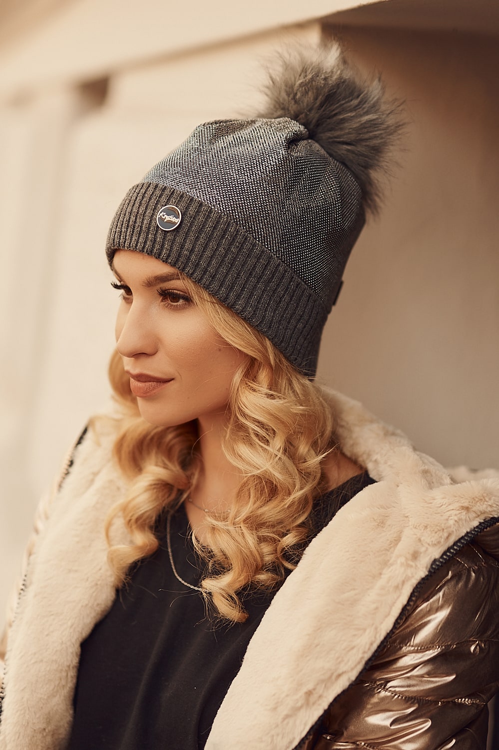 Winter cap with shimmering dark gray thread