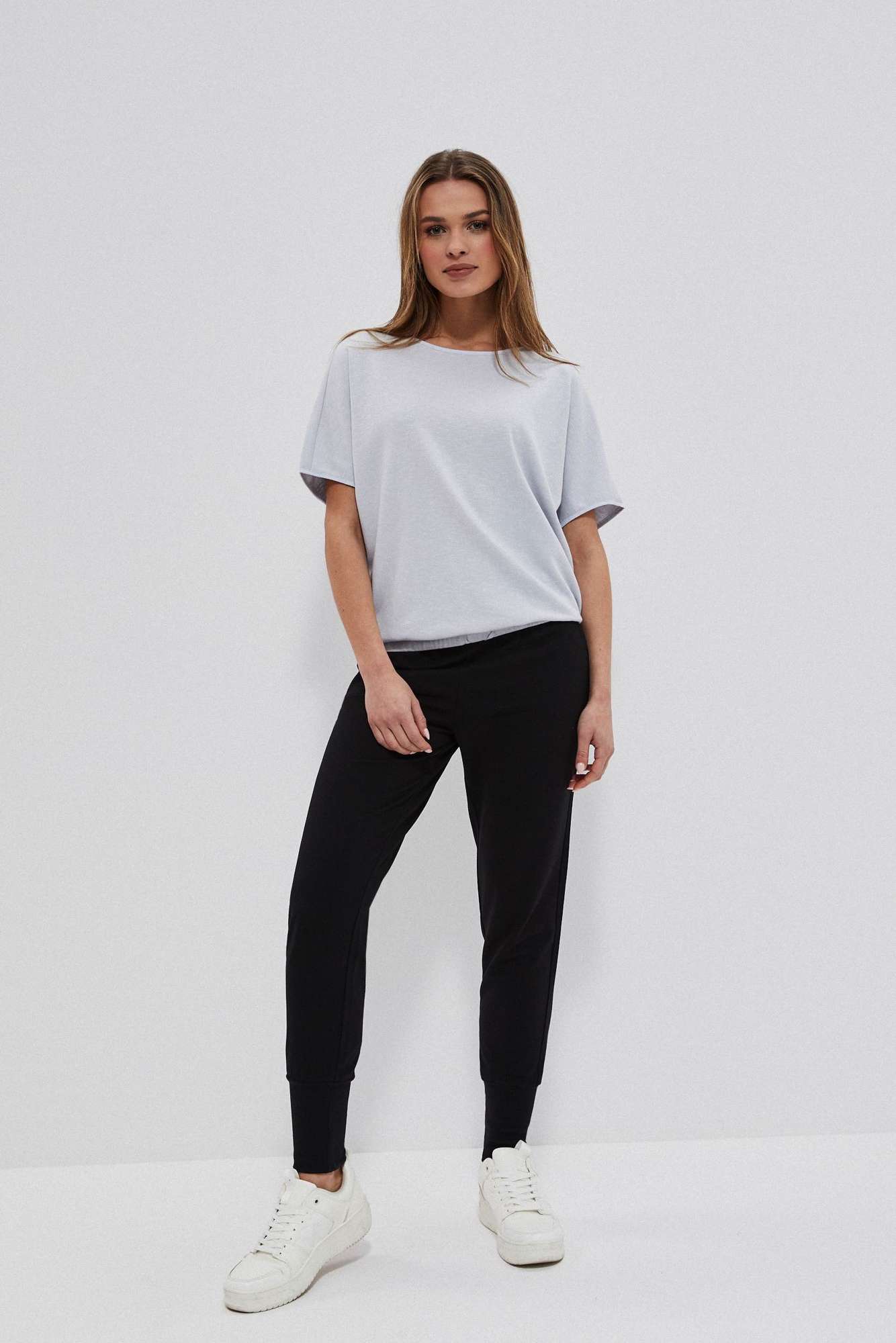 Short-sleeved sweatshirt