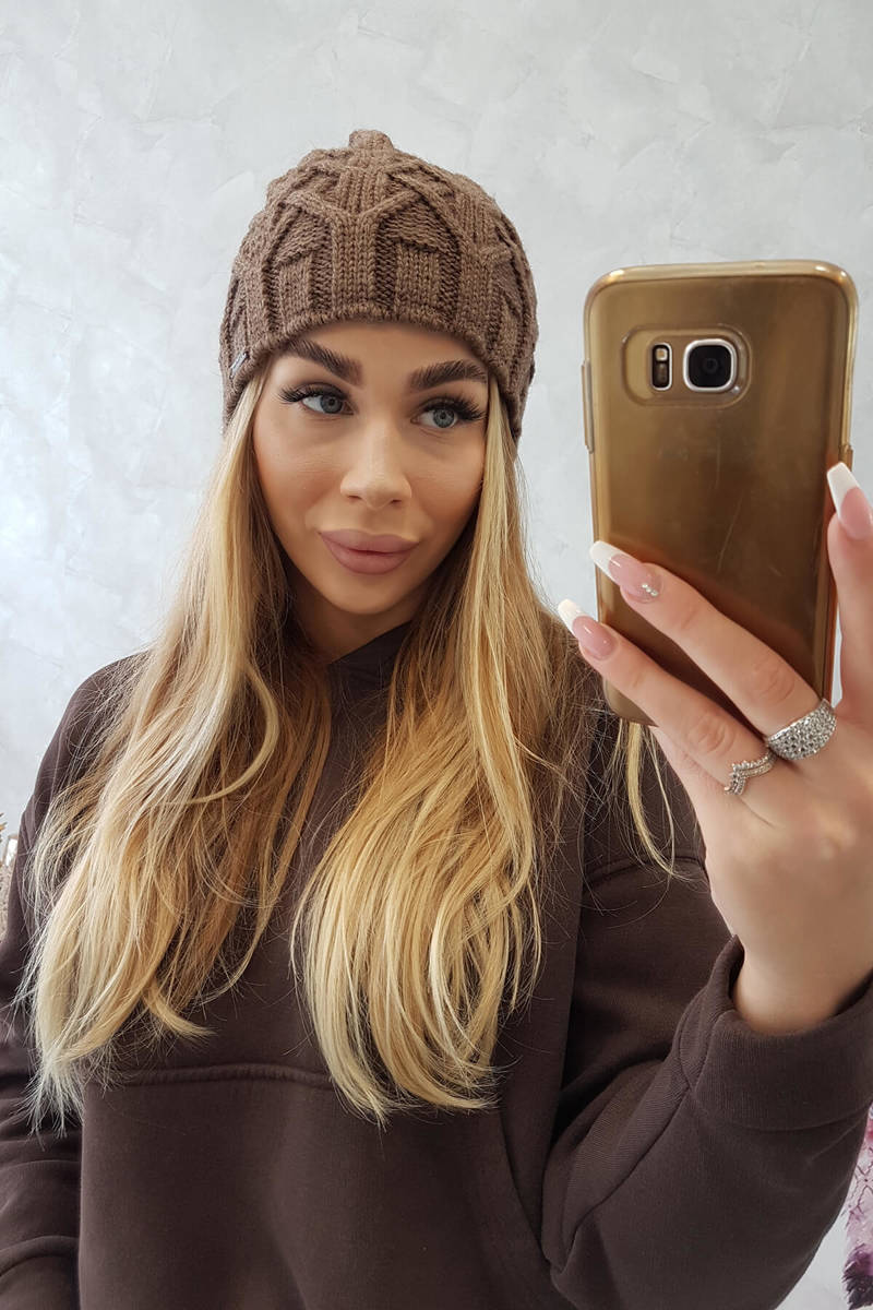 Beanie with fleece Sonia K201 brown