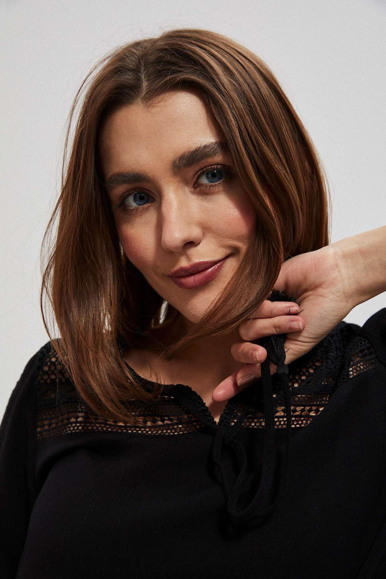 Viscose blouse with fringe