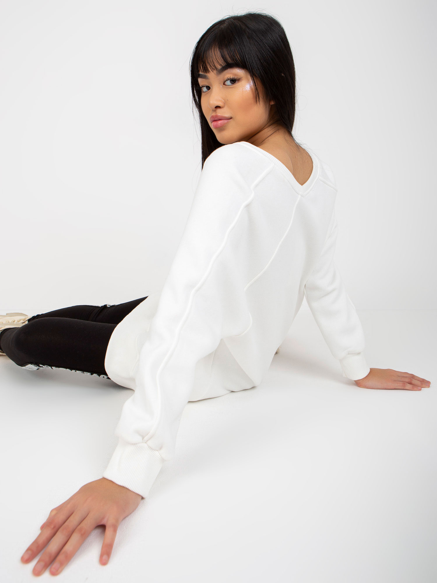 Ecru basic hoodie Remy