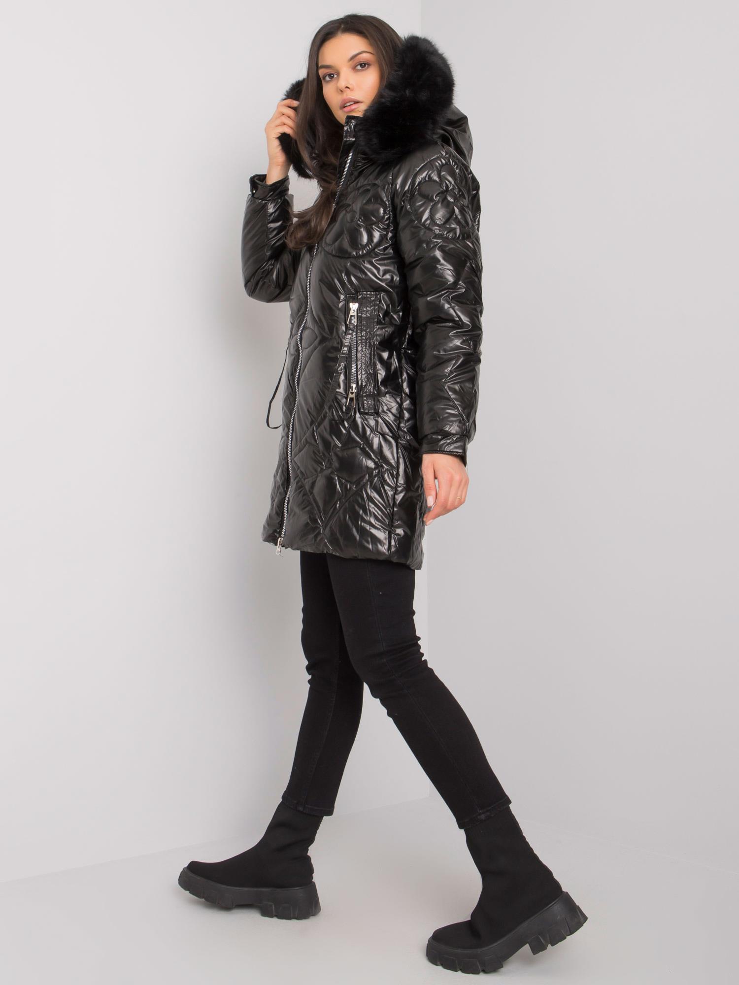 Black winter jacket with hood by Latiana